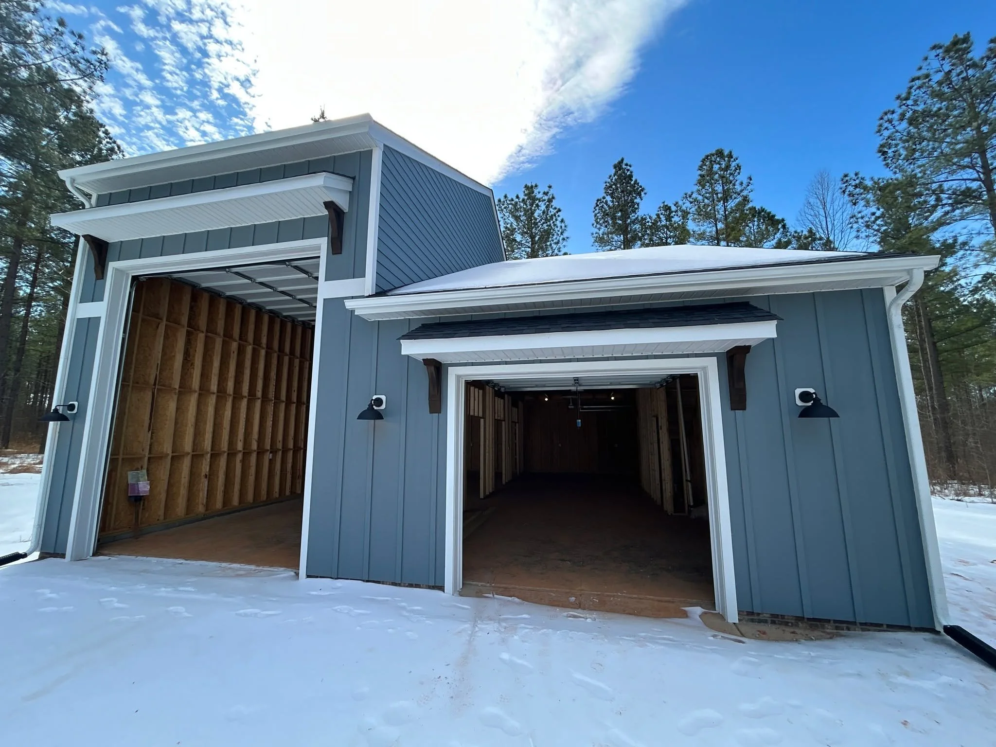 Red clay + construction dirt had this detached garage floor looking rough,  but snow and ice outside didn&rsquo;t slow us down 
See all of our before and after pictures, from muddy mess to clean concrete, this new construction garage is now move-in r