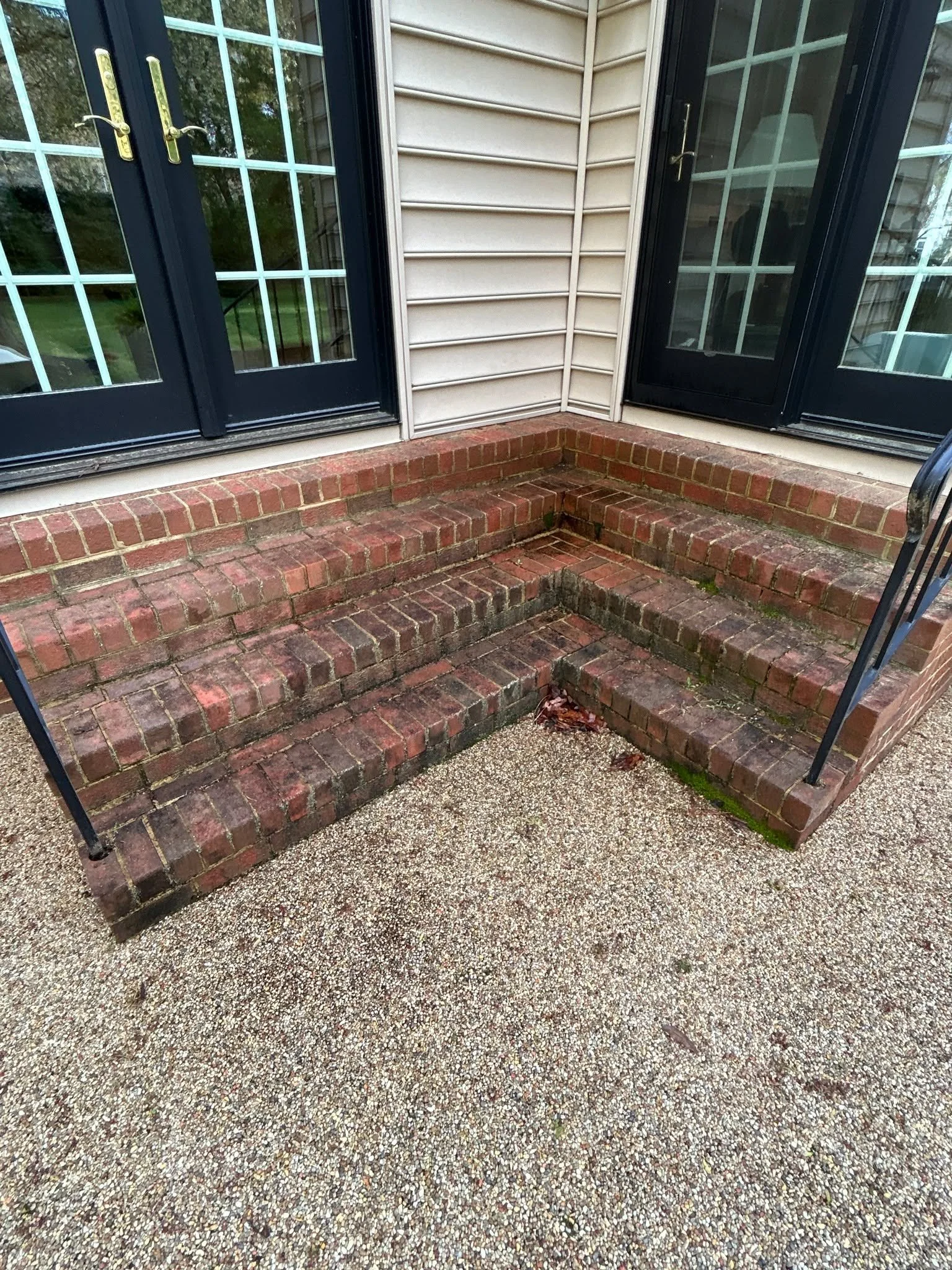 Before ➡️ After&hellip; and just like that, years of buildup are gone.

These brick steps, walkway, and aggregate sidewalk were covered in dirt, grime, and stains, but not anymore. A professional power wash brought everything back to life, restoring 