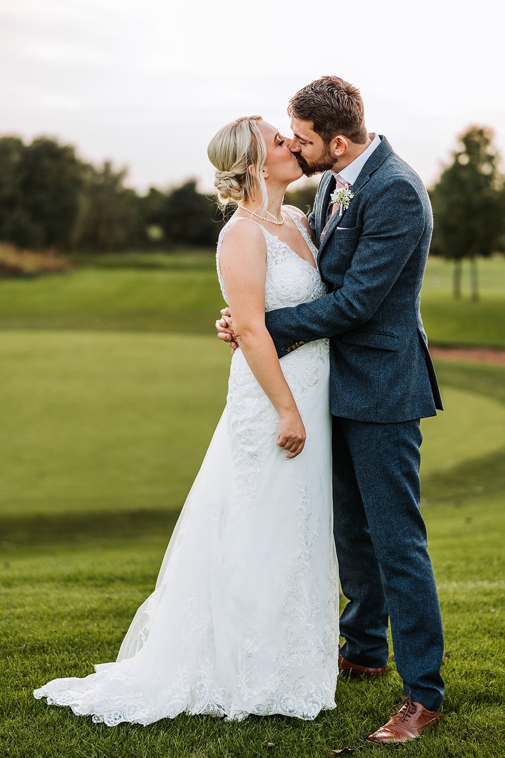 The Chase Golf Club Staffordshire Wedding Photographer 15.jpg