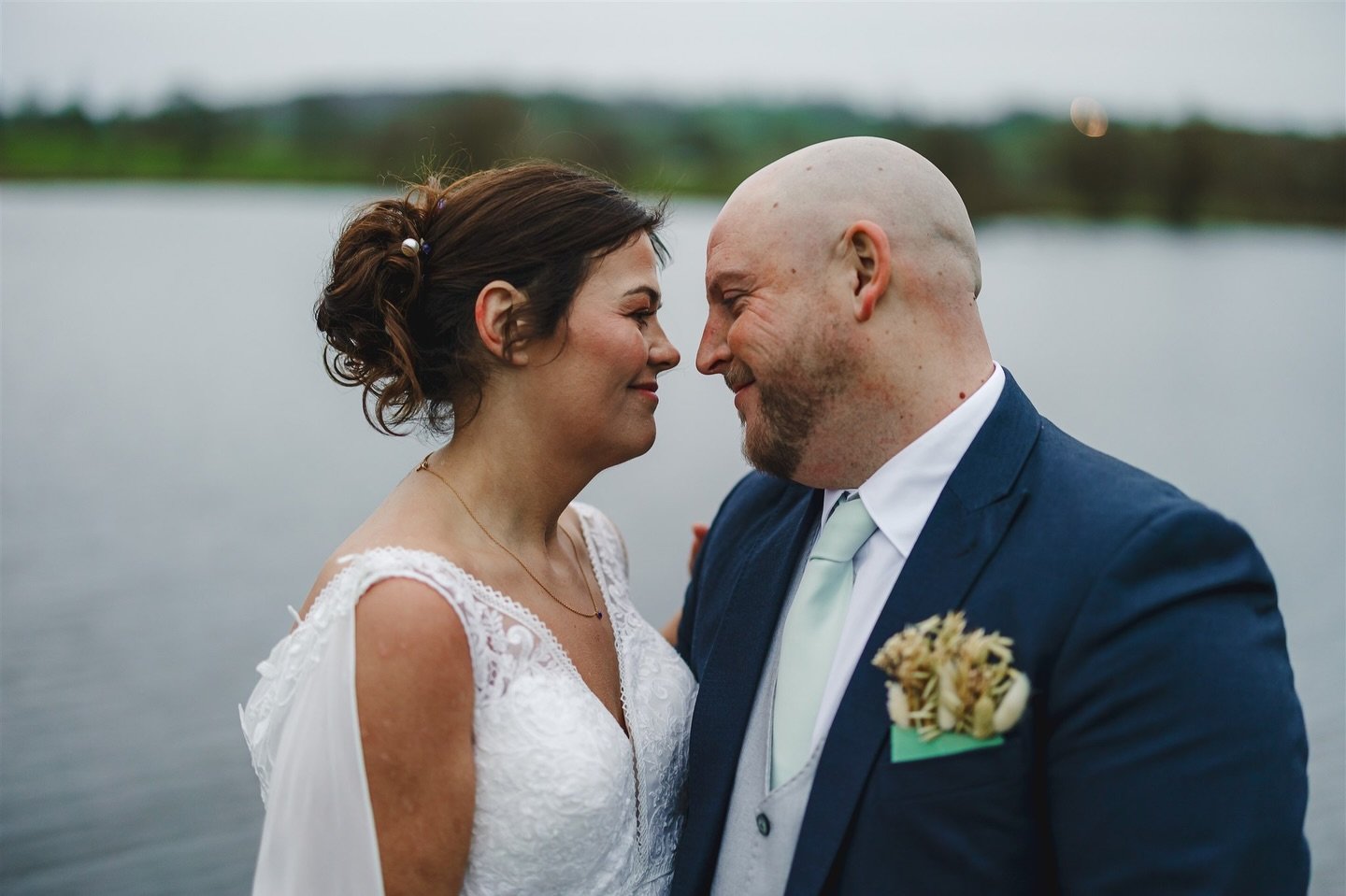 Full gallery delivery for Toni and Adam, final wedding of 2025! 

Big thanks to

Venue - @theashesbarns
Hair - Jo Sidley Hairdressing
Dress - @wed2b
Venue stylist - www.enchantedvenuedressing.uk
DJ - @rmhentertainments
Caterers - @jenkinsonscaterers
