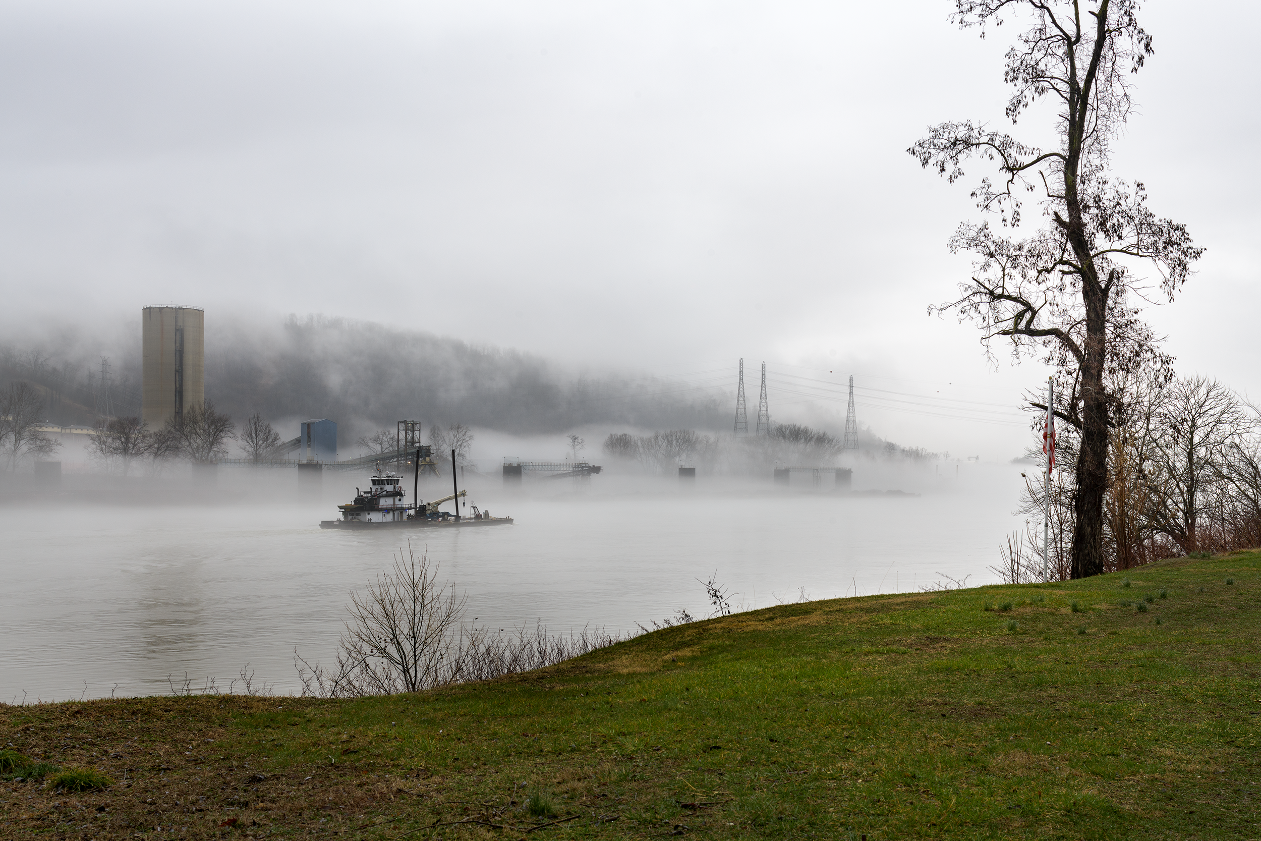 Ohio River Repair Barge — Benwood, OH