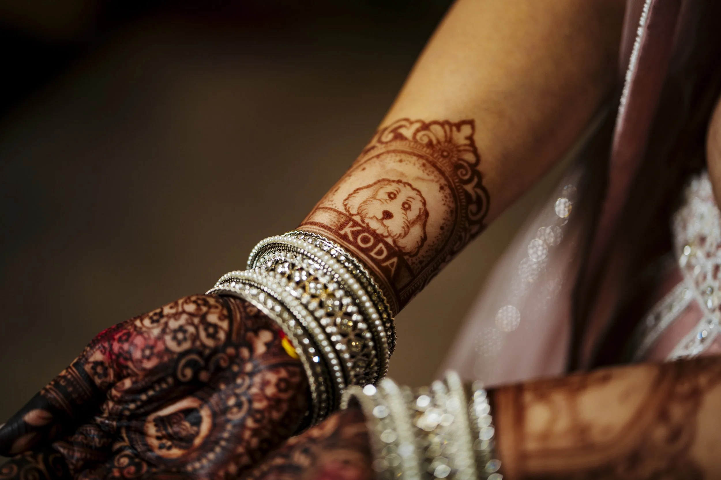 bini-nandra-photography-oxfordshire-photographer-anj-sean-birmingham-hindu-mandap-wedding011.jpg