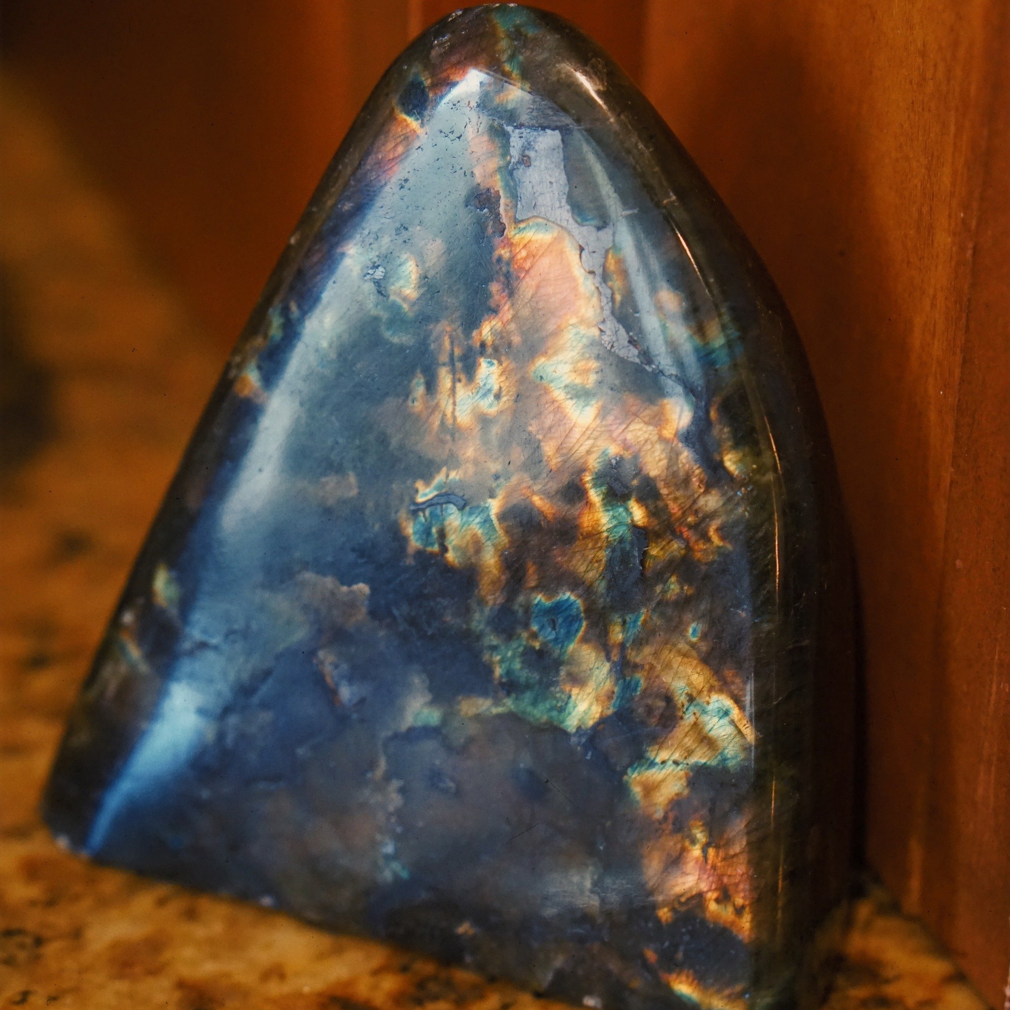 We had to post this beauty before she&rsquo;s gone. Do you have Spectrolite in your collection? Labradorite&rsquo;s shinier sister Sepctrolite lights up any room with her rainbows that we could personally stare at for hours! Come visit us in store an