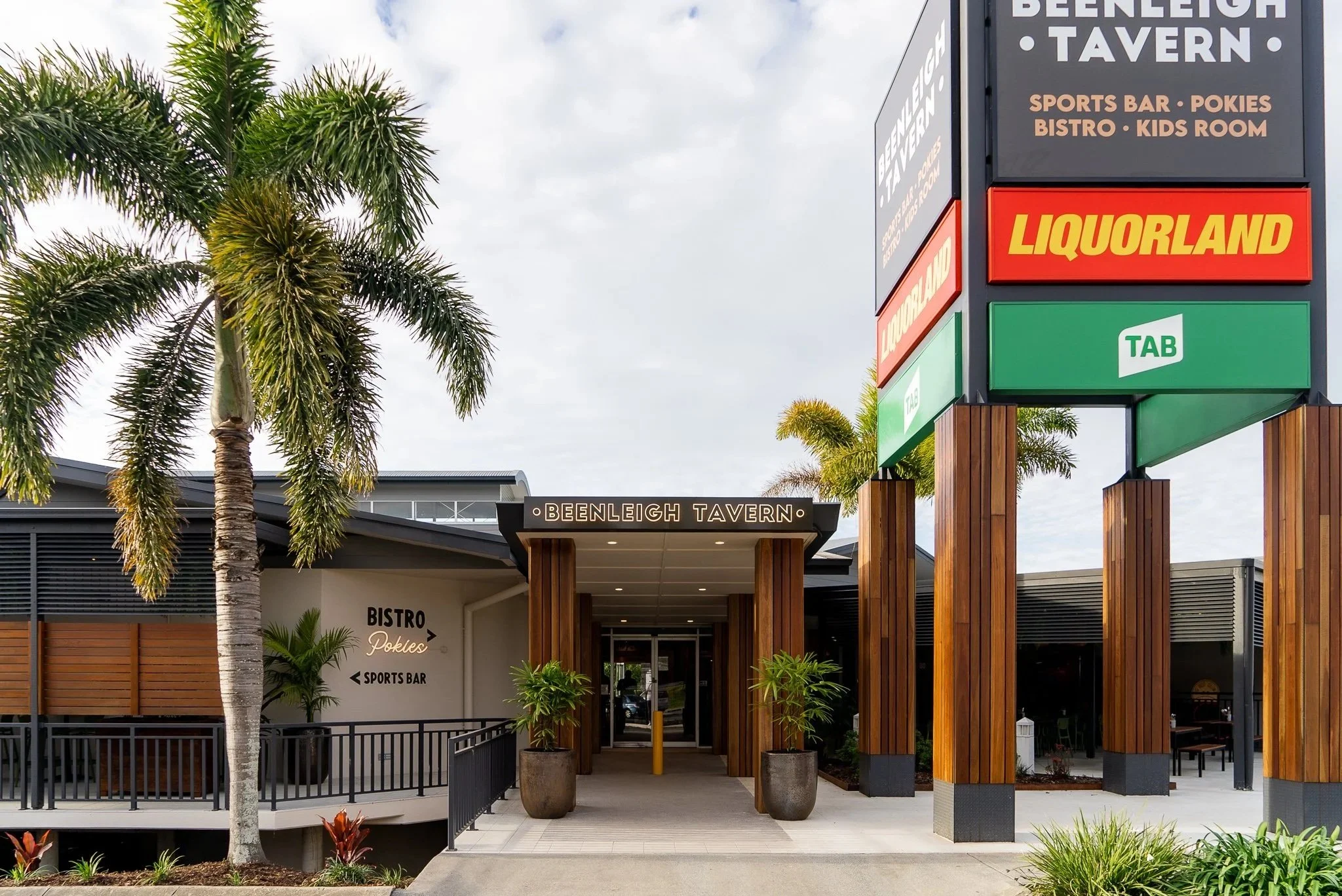 BEENLEIGH TAVERN