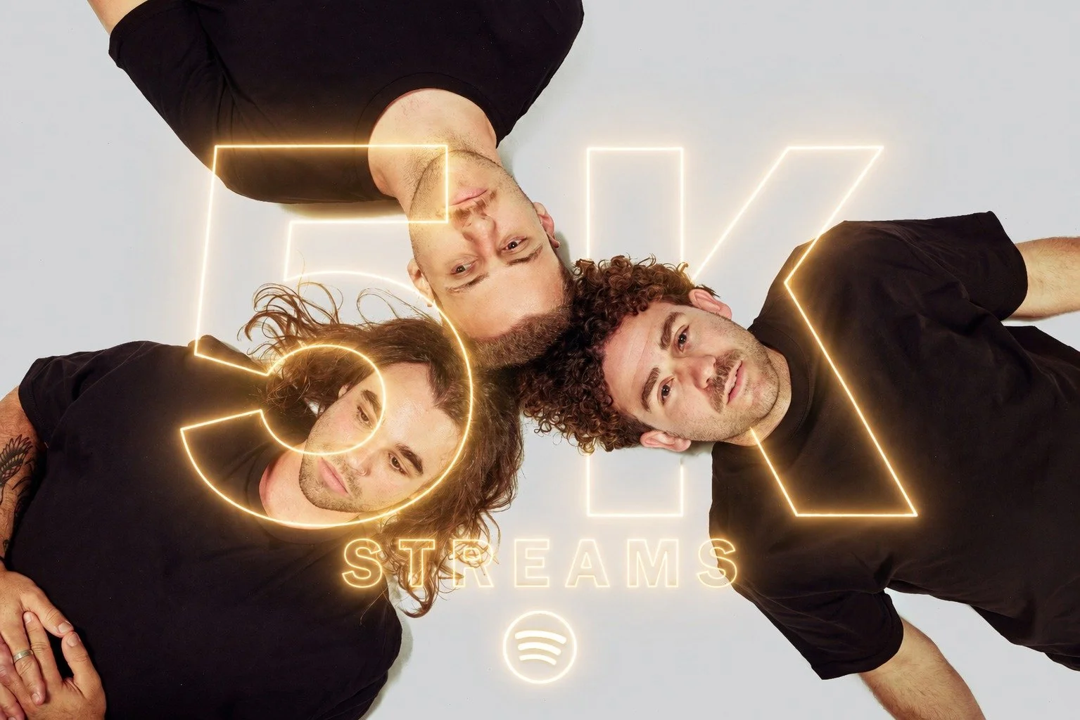 'DREAM SHRINE' has already surpassed 5,000 streams on Spotify in just a few weeks.

Thank you to everyone who's listened, we appreciate you all 🖤