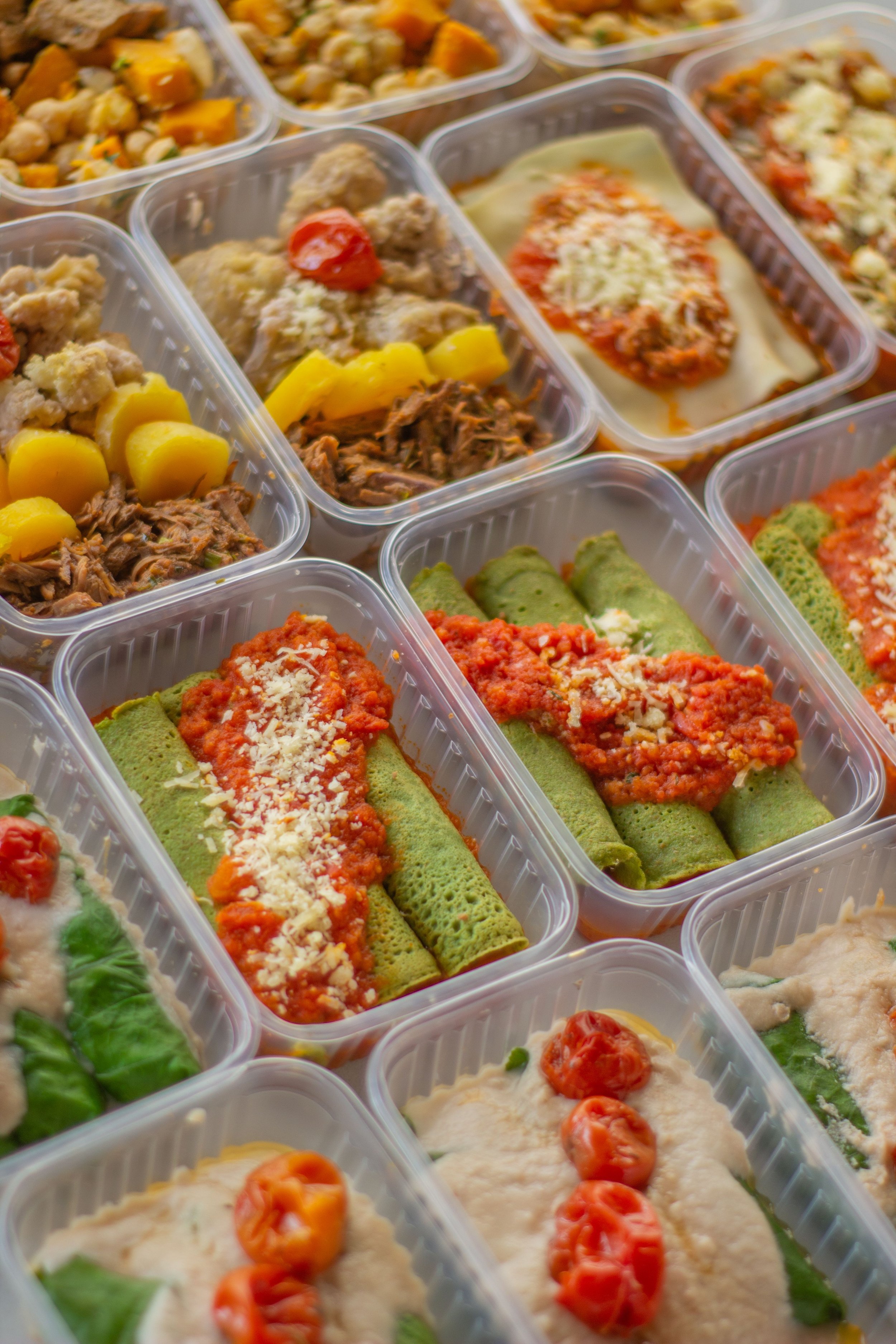 Done-for-You Meal Plans: Why Busy Professionals Are Choosing Nutrition Coaching Over Counting Macros