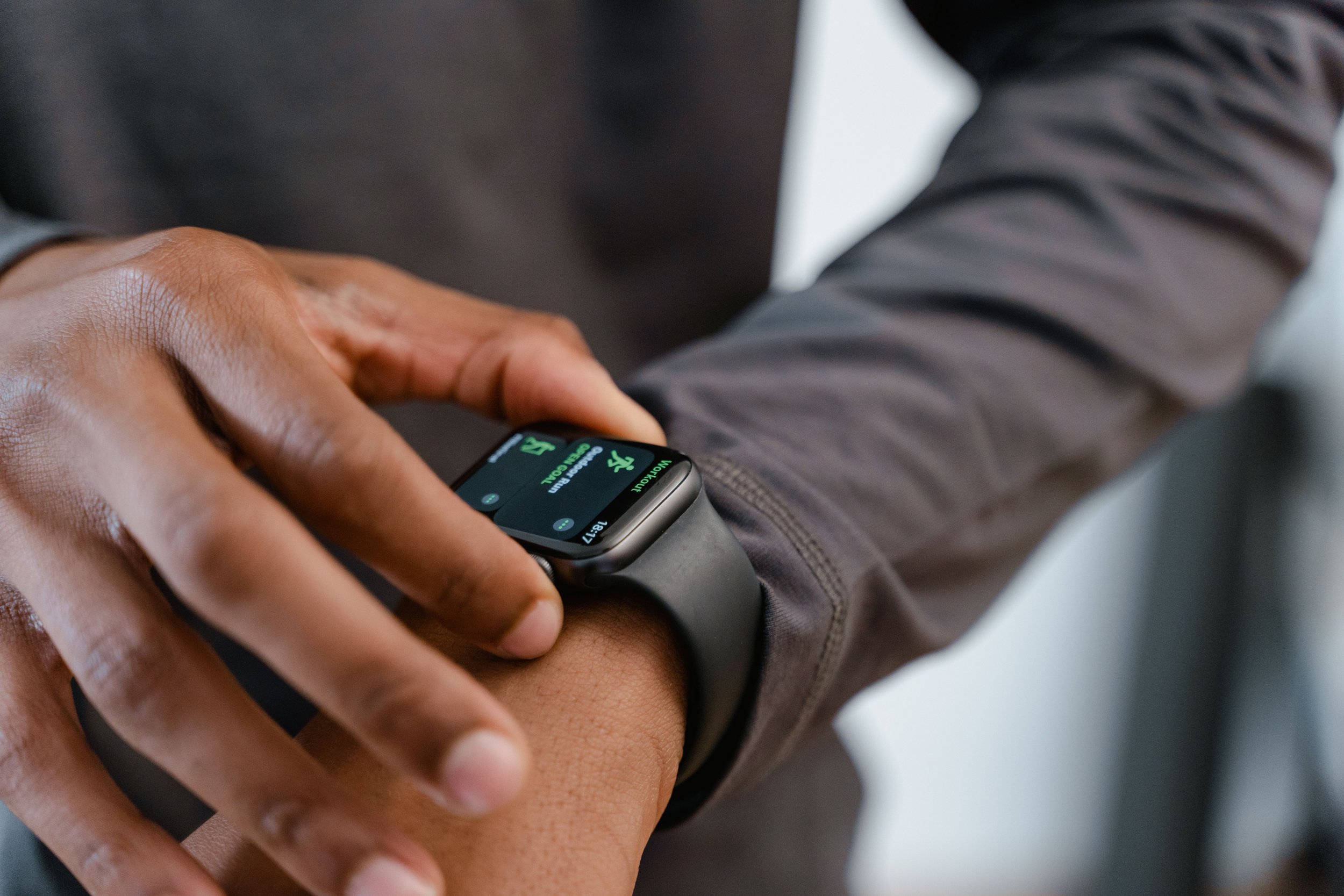 The Ultimate Guide on How to Track Fitness Progress (And Why You Might Be Doing It Wrong)