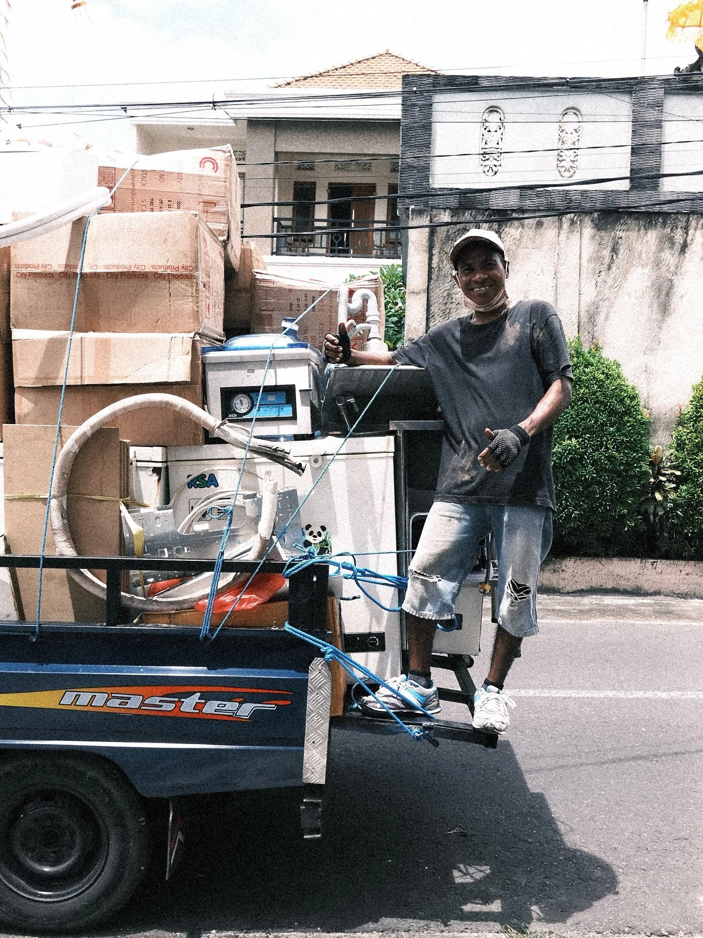 Today&rsquo;s the first moving day. from our old production to the new space. eleven years worth of stuff, dust, and memories packed in boxes &mdash; who knew we had so much?

sad? not really. more like&hellip; full. we&rsquo;ve lived a lot in those 