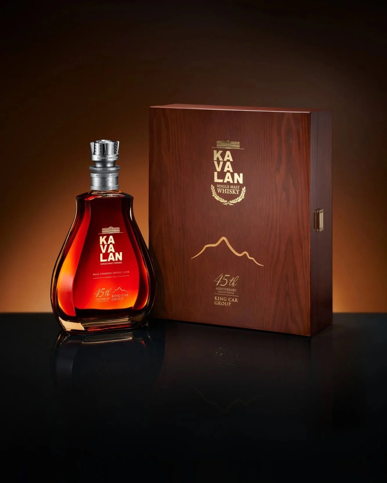 %2345th_King+Car+Group+45th+Anniversary+Whisky_light+background.jpg