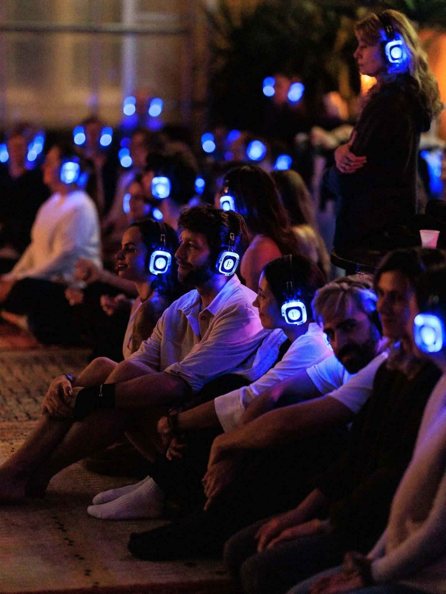 Wow @thespirit.amsterdam festival was a little piece of paradise!!!

In a world that feels separated, always rushing, and now freezing cold, we need moments like these to spark warmth and connection.

A fusion of theology, meditation and dance, made 