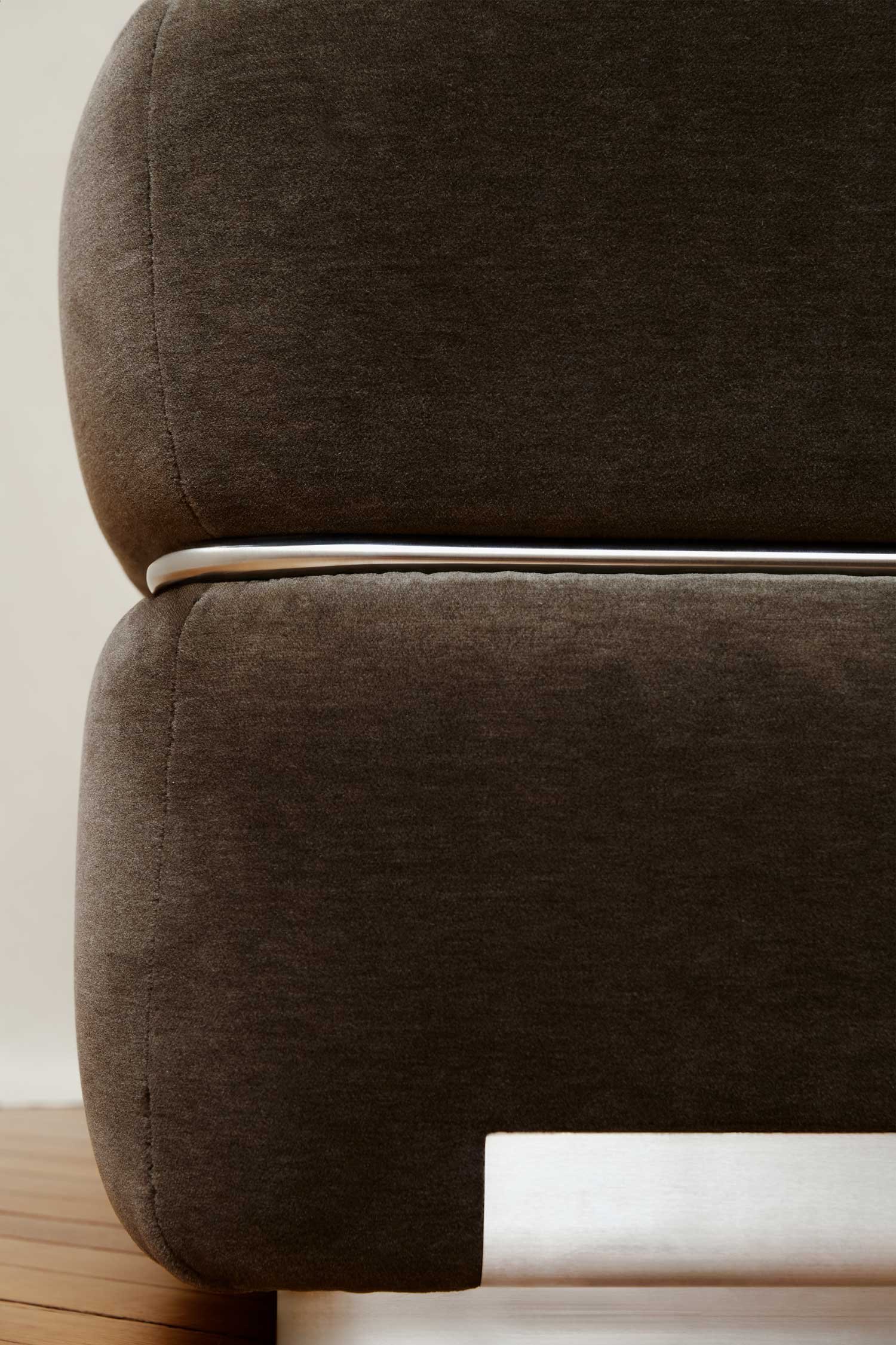 Armchair — Alpaca