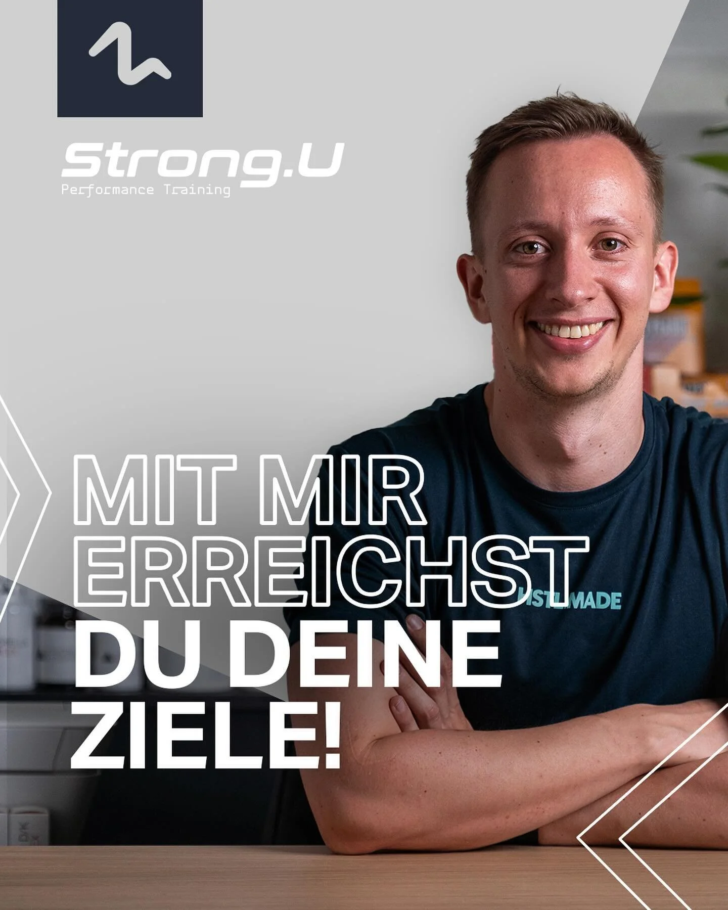 Mein Name ist Max und mein Ziel ist es dein volles Potenzial zu entfalten und die st&auml;rkste, fitteste und ges&uuml;ndeste Version von DIR zu kreieren! 💪 
 
🎯Bei Strong.U helfen wir dir dabei, deine pers&ouml;nlichen Ziele (sportlich wie gesundh