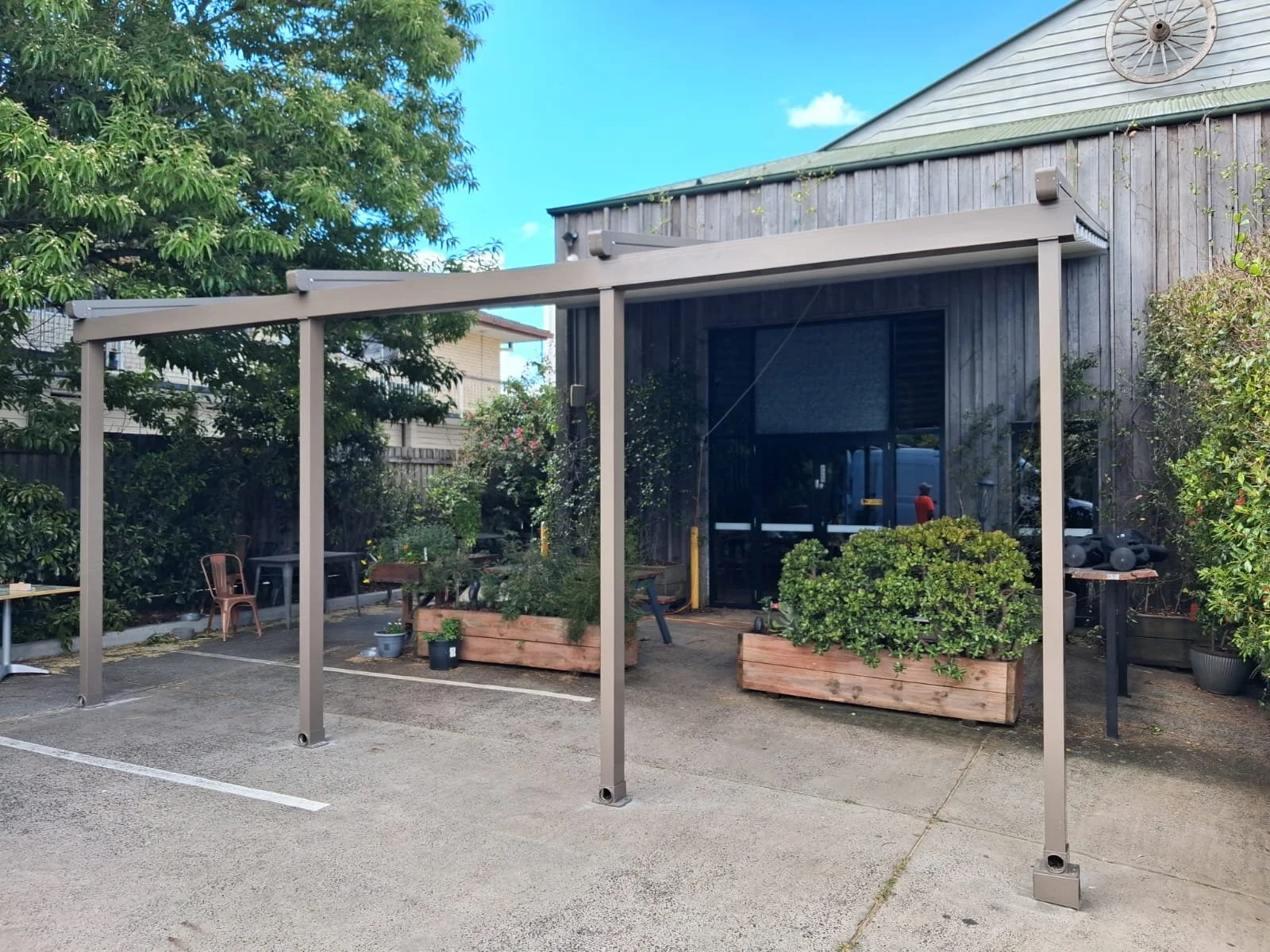 How to Maximise Your Restaurant's Outdoor Seating Revenue Year-Round in Brisbane