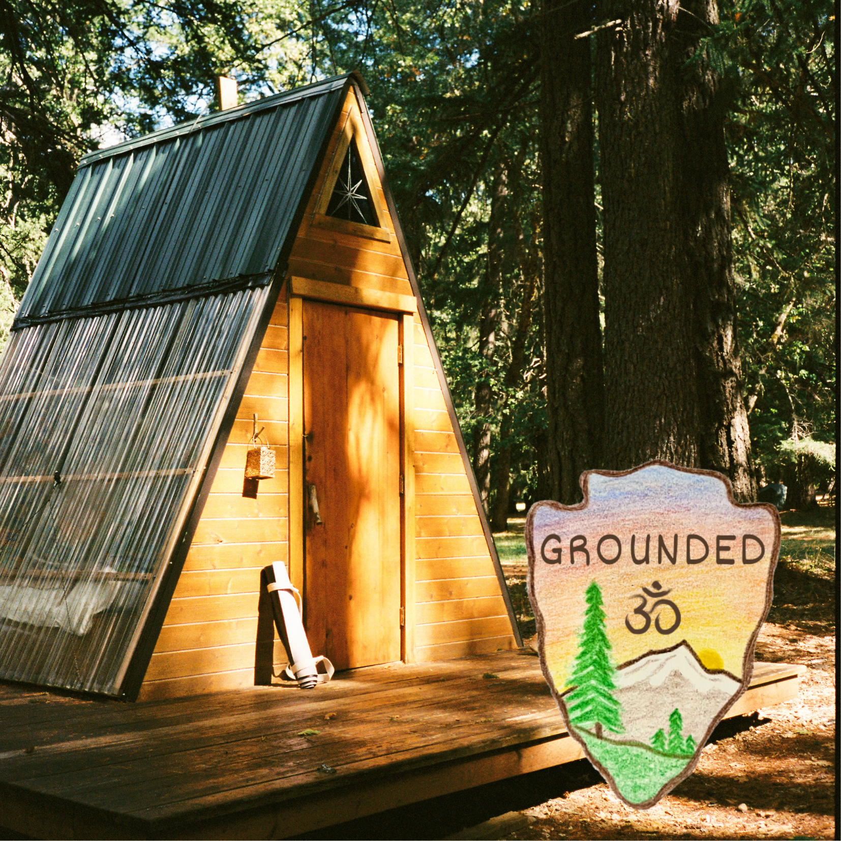 GROUNDED Outdoor Cedar Bloom Retreat