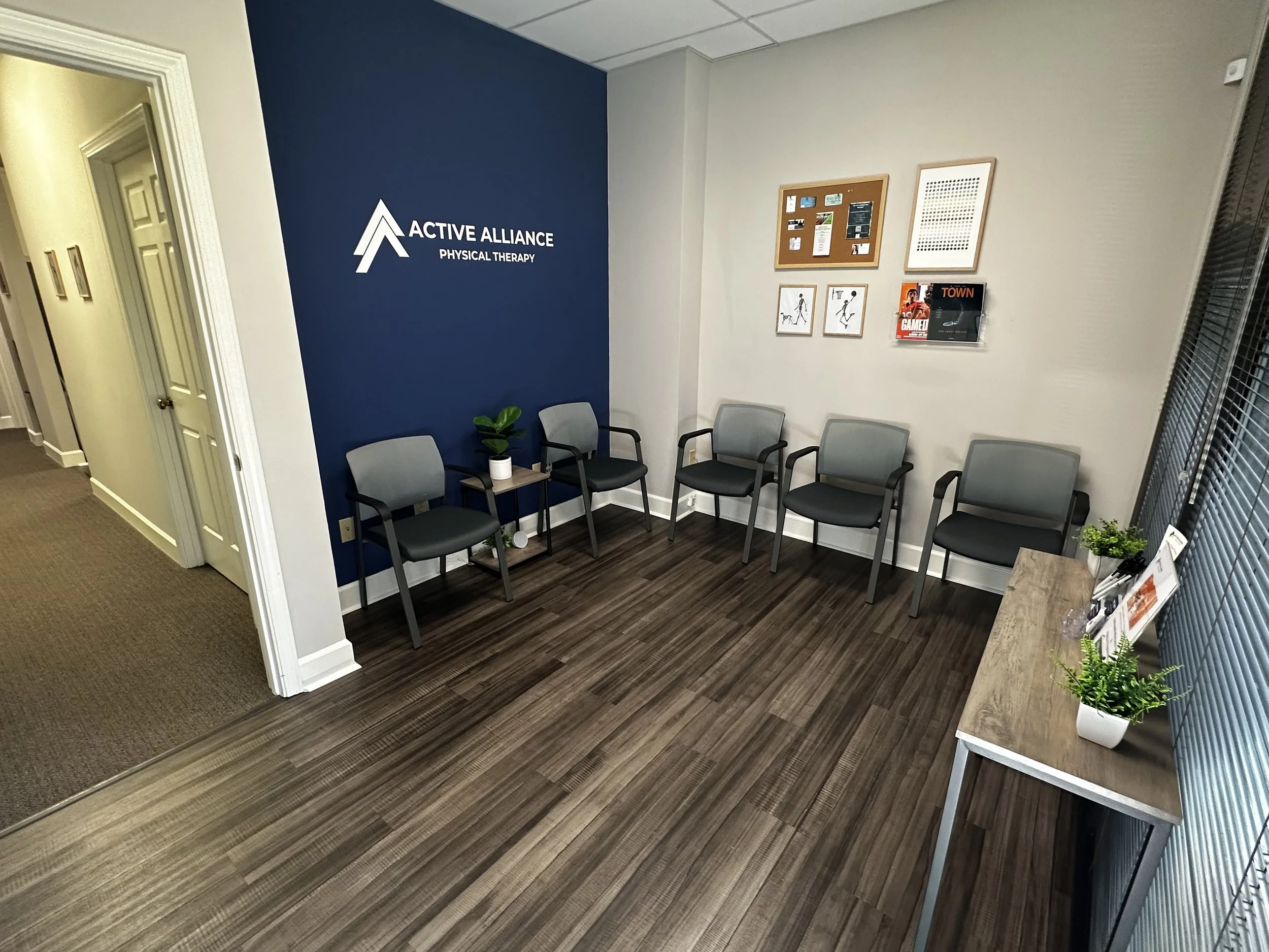 Clean physical therapy waiting room in Greenville, SC