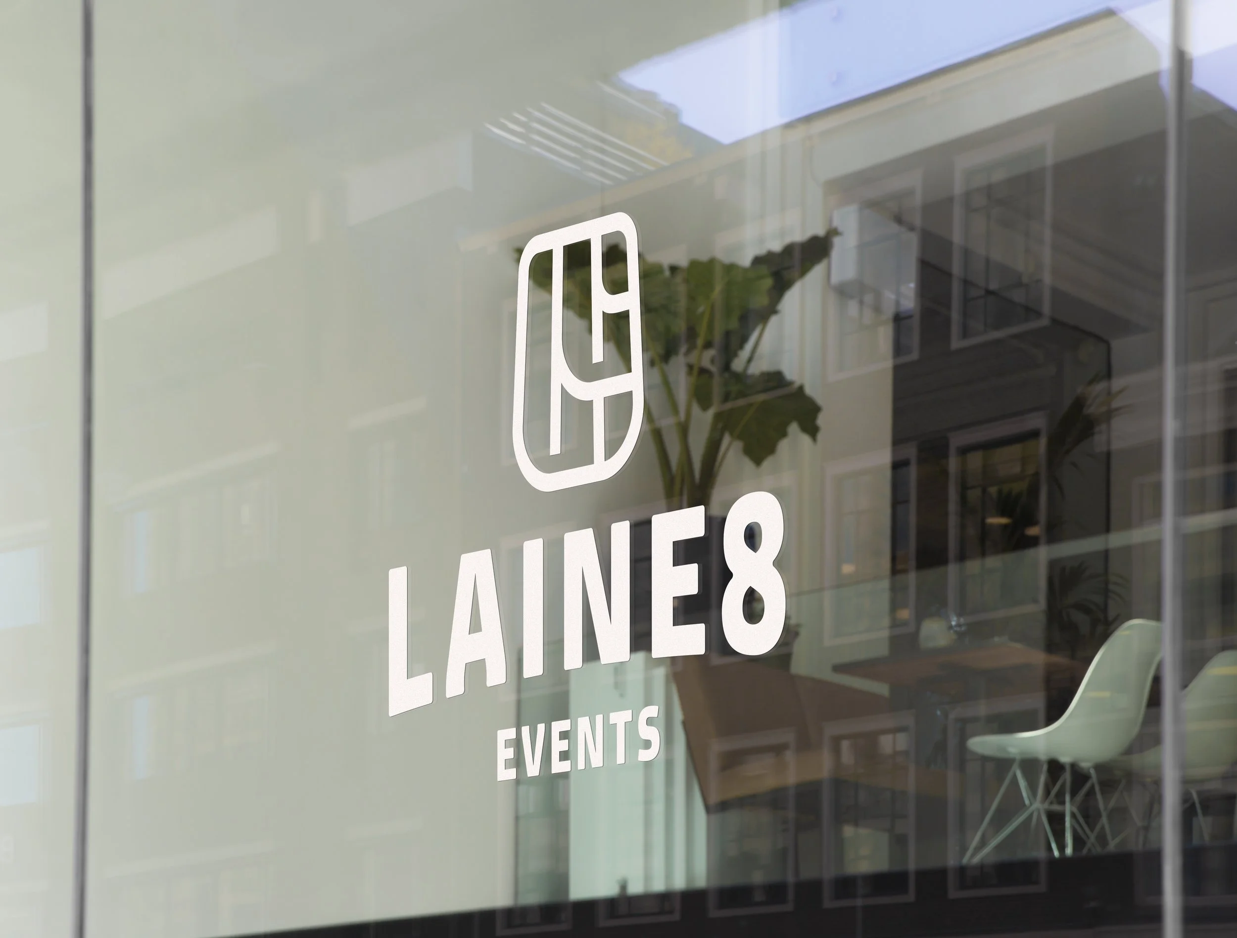 12. Windowscreen.jpg