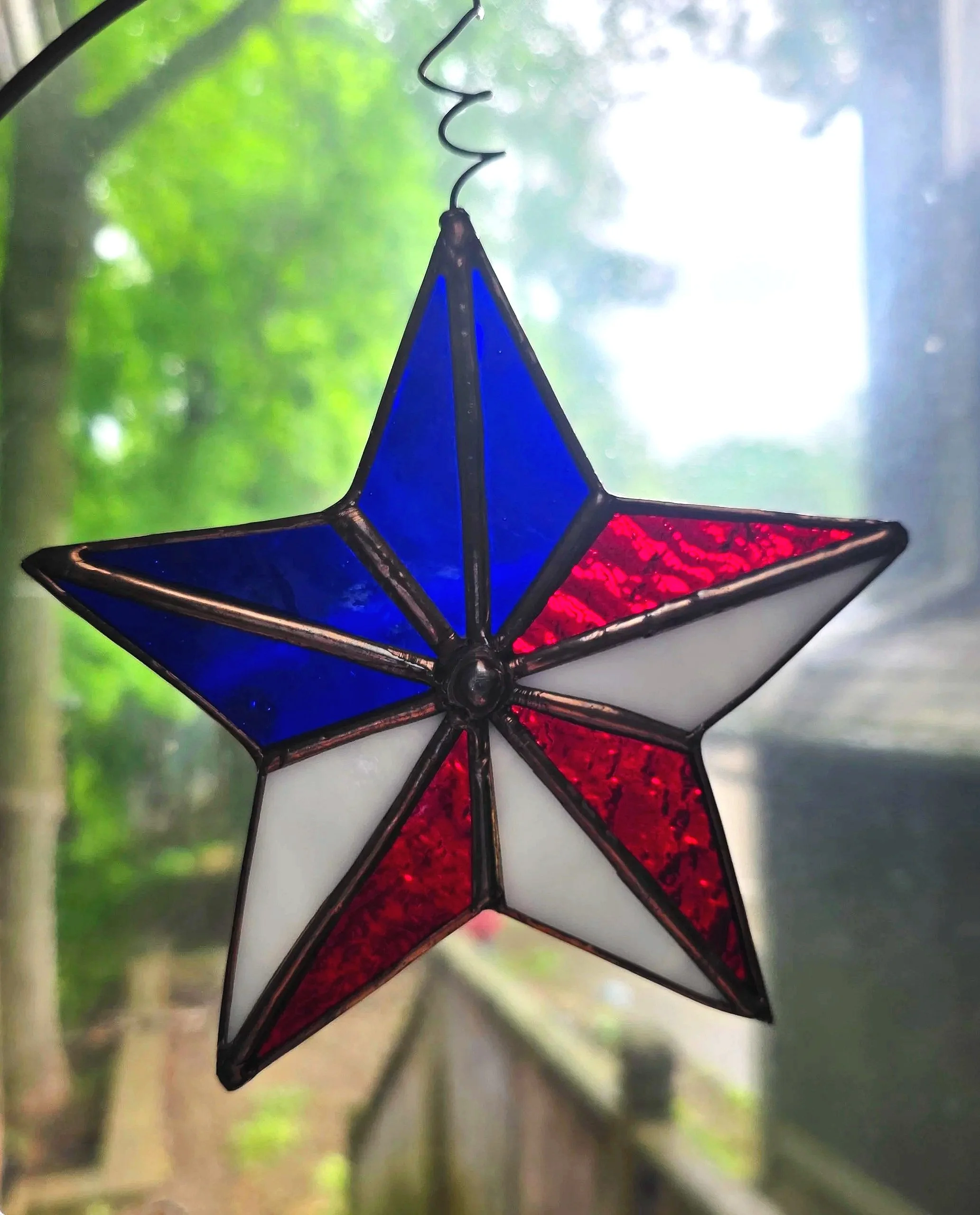 Stained Glass 5-point patriotic star sample