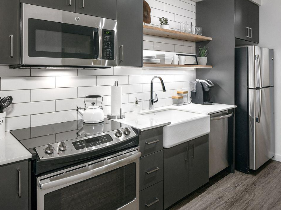 Apartment Cleaning Portland: Smart Tips for Small Spaces