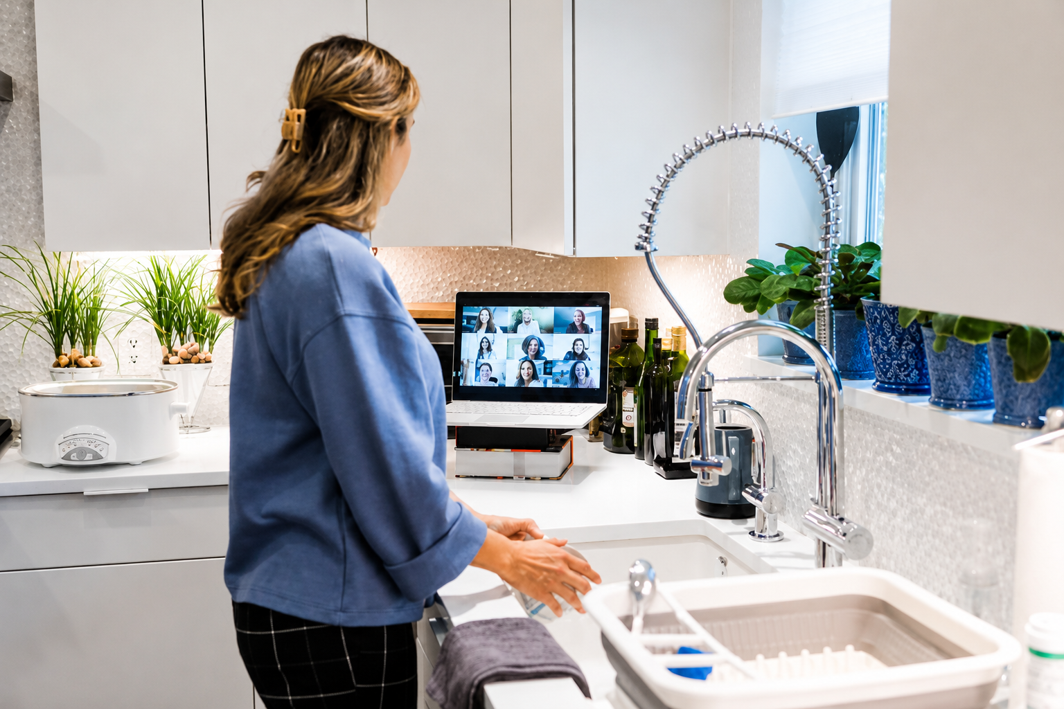 The Work-From-Home Cleaning Challenge: Creating a Productive Home in Tigard