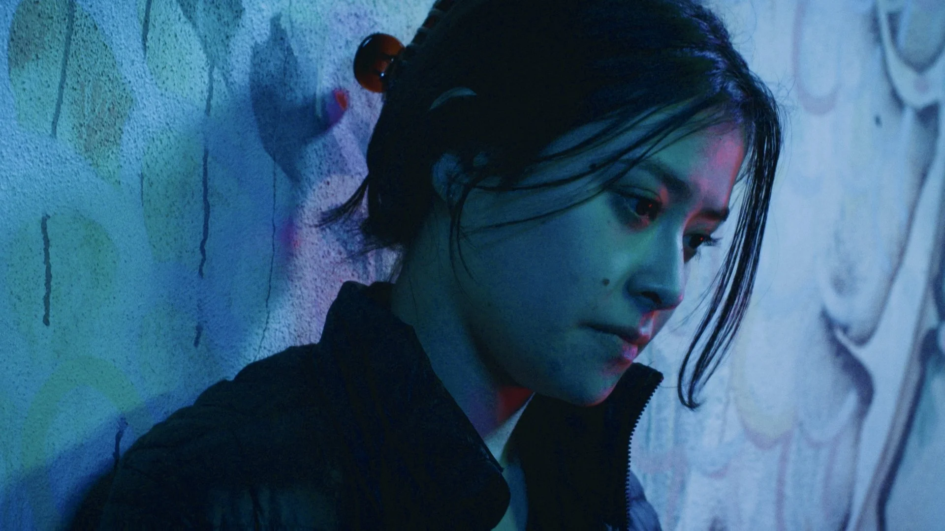 "my ghost smells like summer"
dir. nattanan jaraschatrkaew