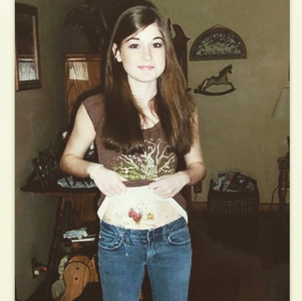 Traveling back in time and sharing this photo in honor of Crohns &amp; Colitis Awareness Week, something that will always be near and dear to my heart (and guts)&hellip;

This is me at 16 with my stoma named 🌹 Rosie. This stoma was a step between th