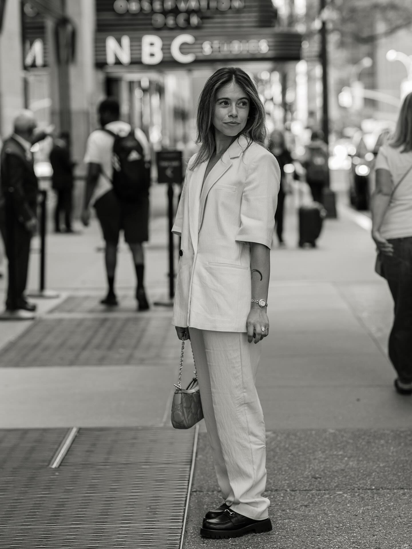 Now representing @slwasz 👠 Shopping Director at POPSUGAR, host of the Dinner For Shoes podcast, fashion &amp; fitness enthusiast, mental health advocate, &amp; a champion for inclusivity, Sarah Wasilak is a powerhouse personality &amp; we couldn&rsq