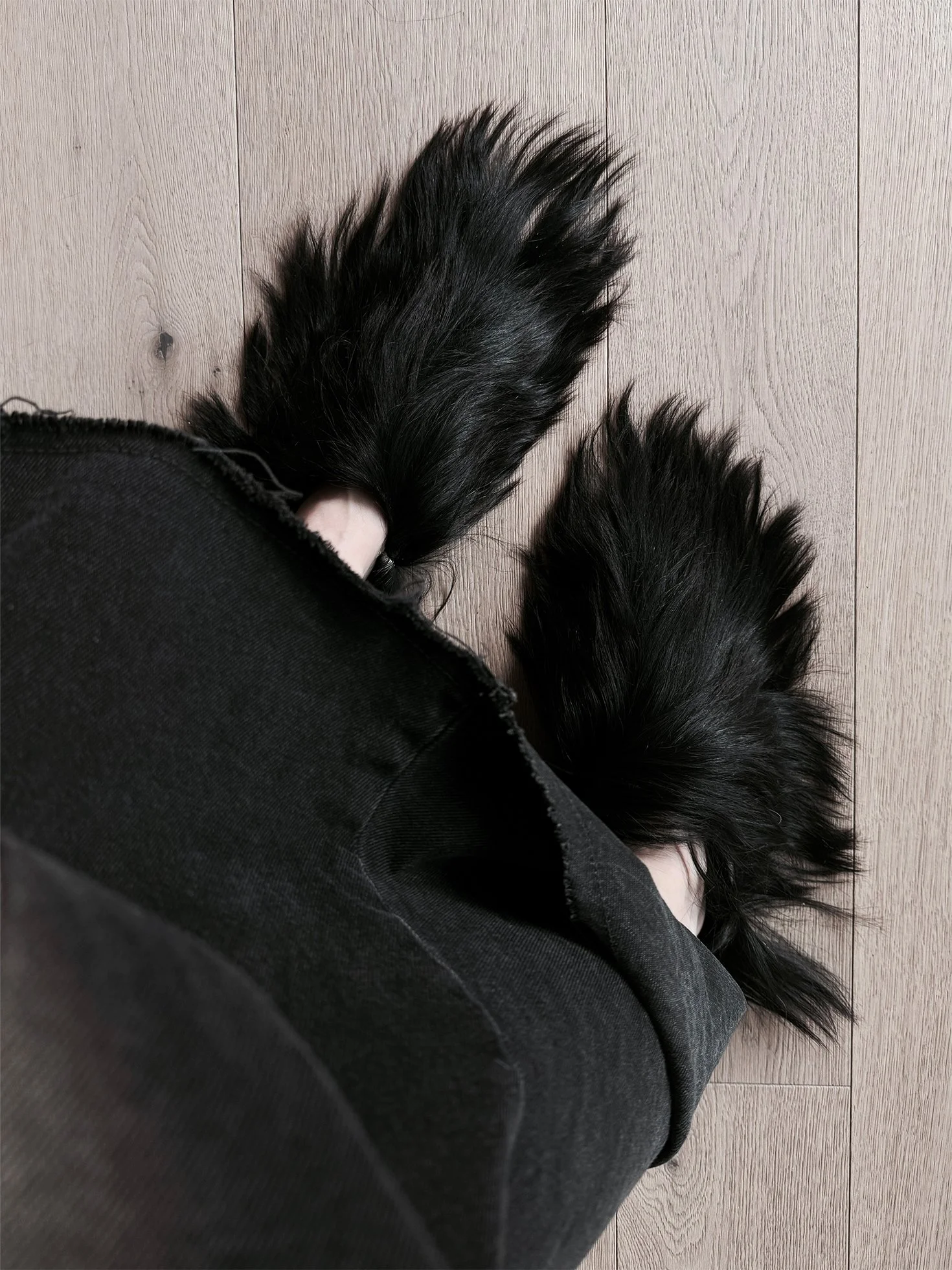 Babouche No.013_5_black_timeless_genderneutral_madeingermany_minimalistic_aesthetic_NUMÉRO202020.jpg