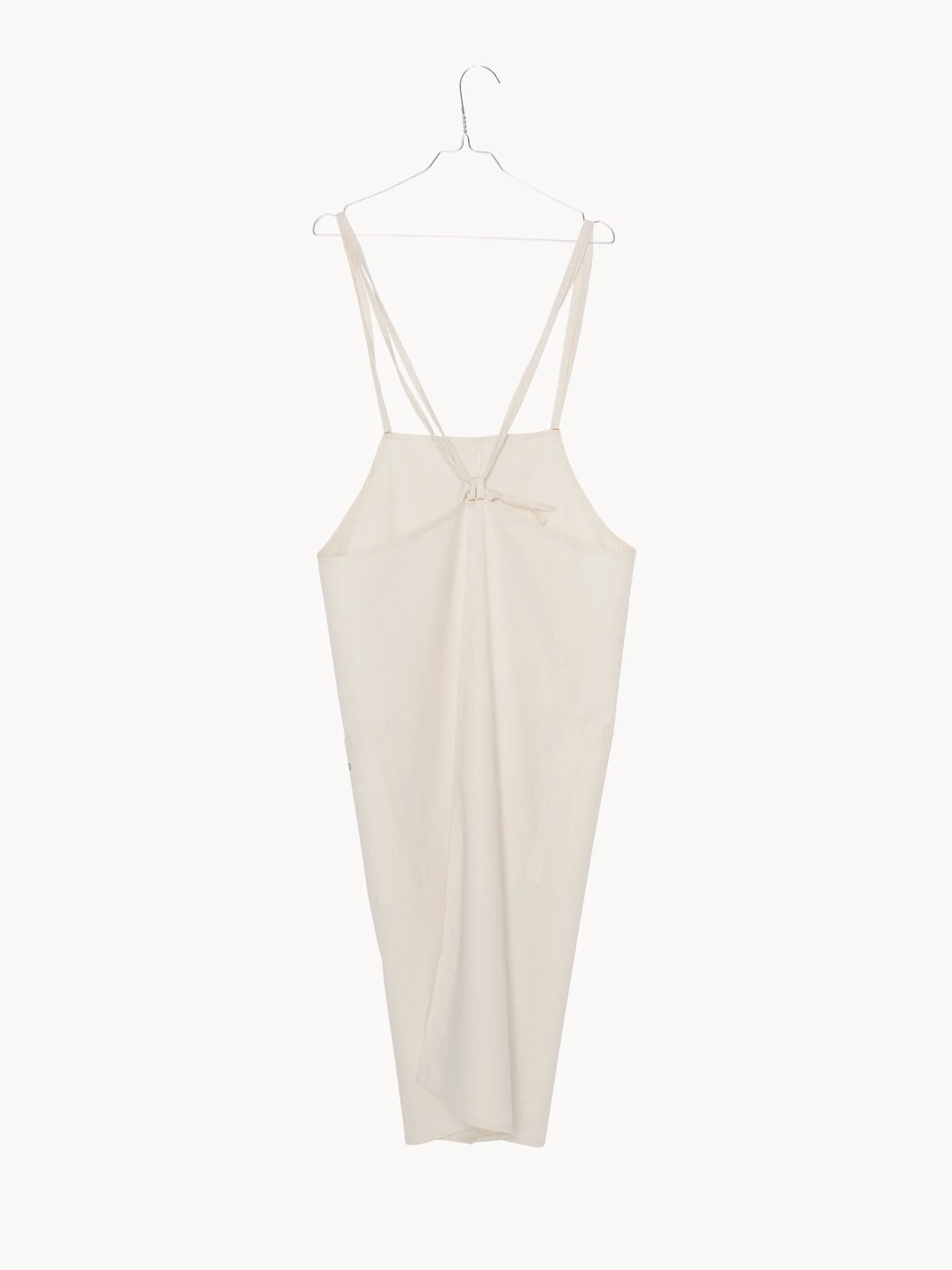 Apron No.020_natural_pottery_oversized_timeless_genderneutral_minimalistic_aesthetic_NUMÉRO202020.jpg1.jpg