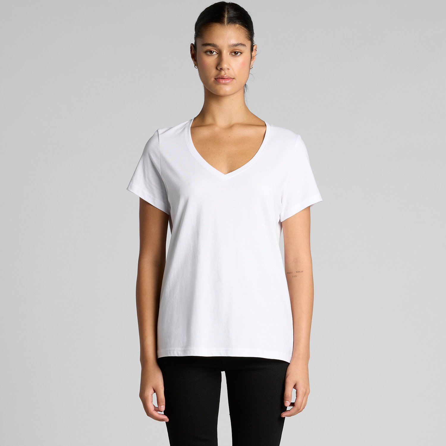 4023_WOS_MAPLE_V_NECK_TEE_MAIN__23945.jpg