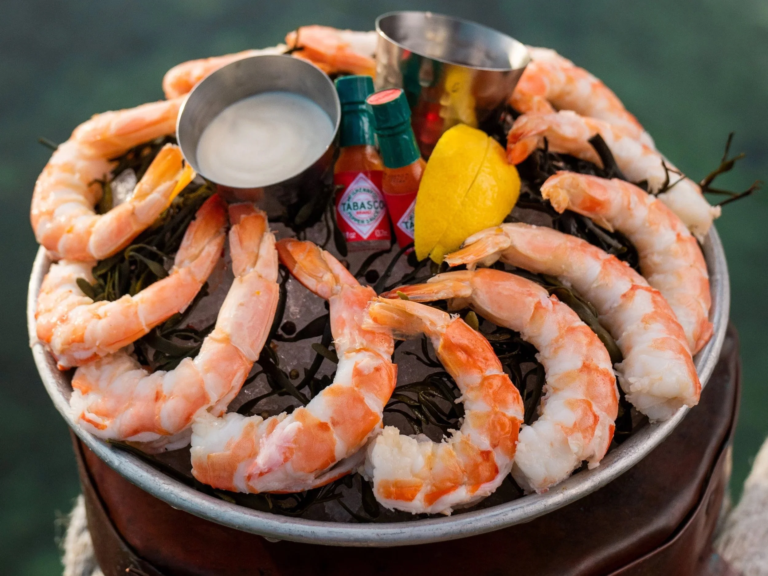 Chilled Gulf Shrimp | Stationed Platters | Photo by Lost Paradise Media