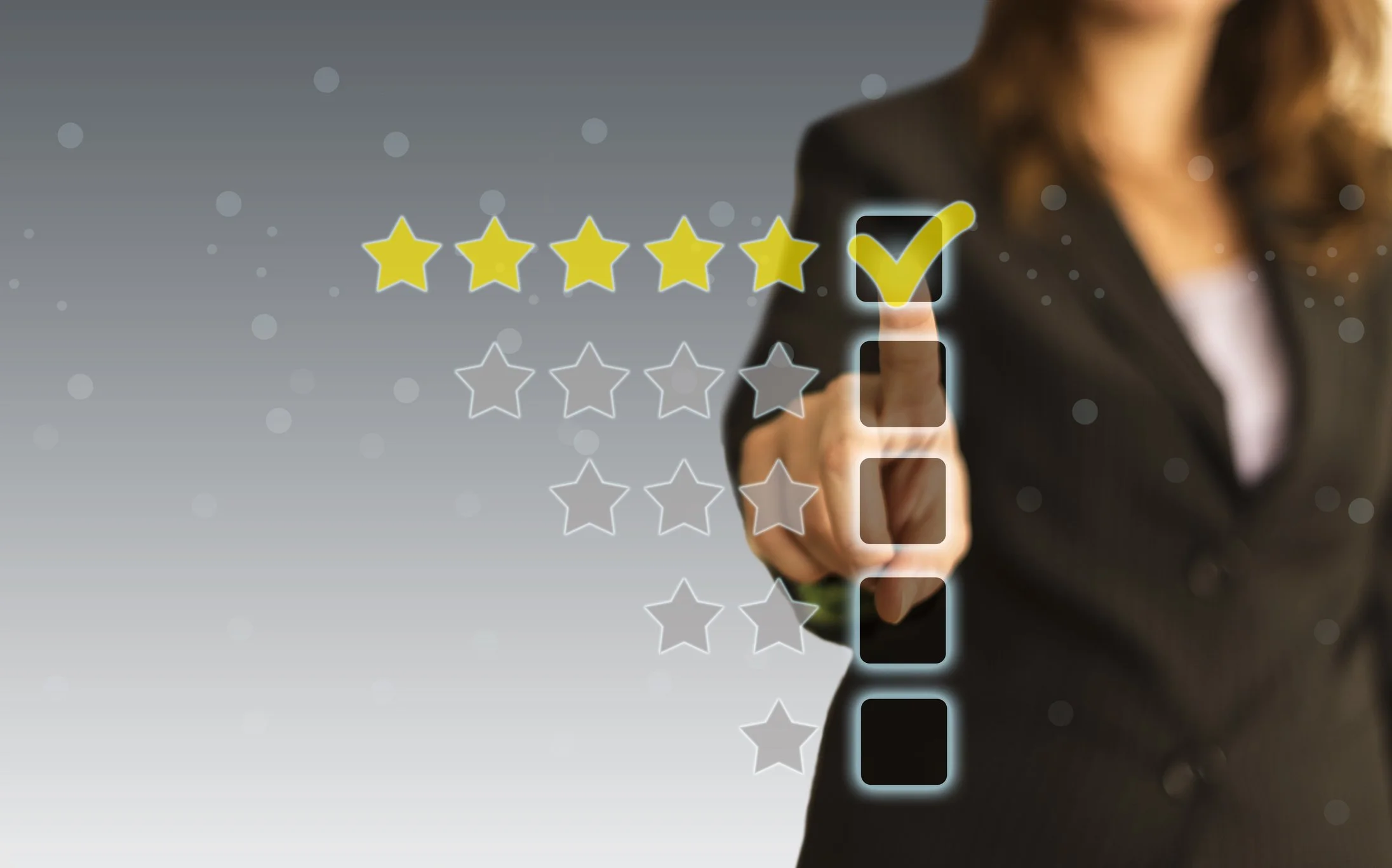 5-Star review with checkmark and finger pointing at the yellow checkmark