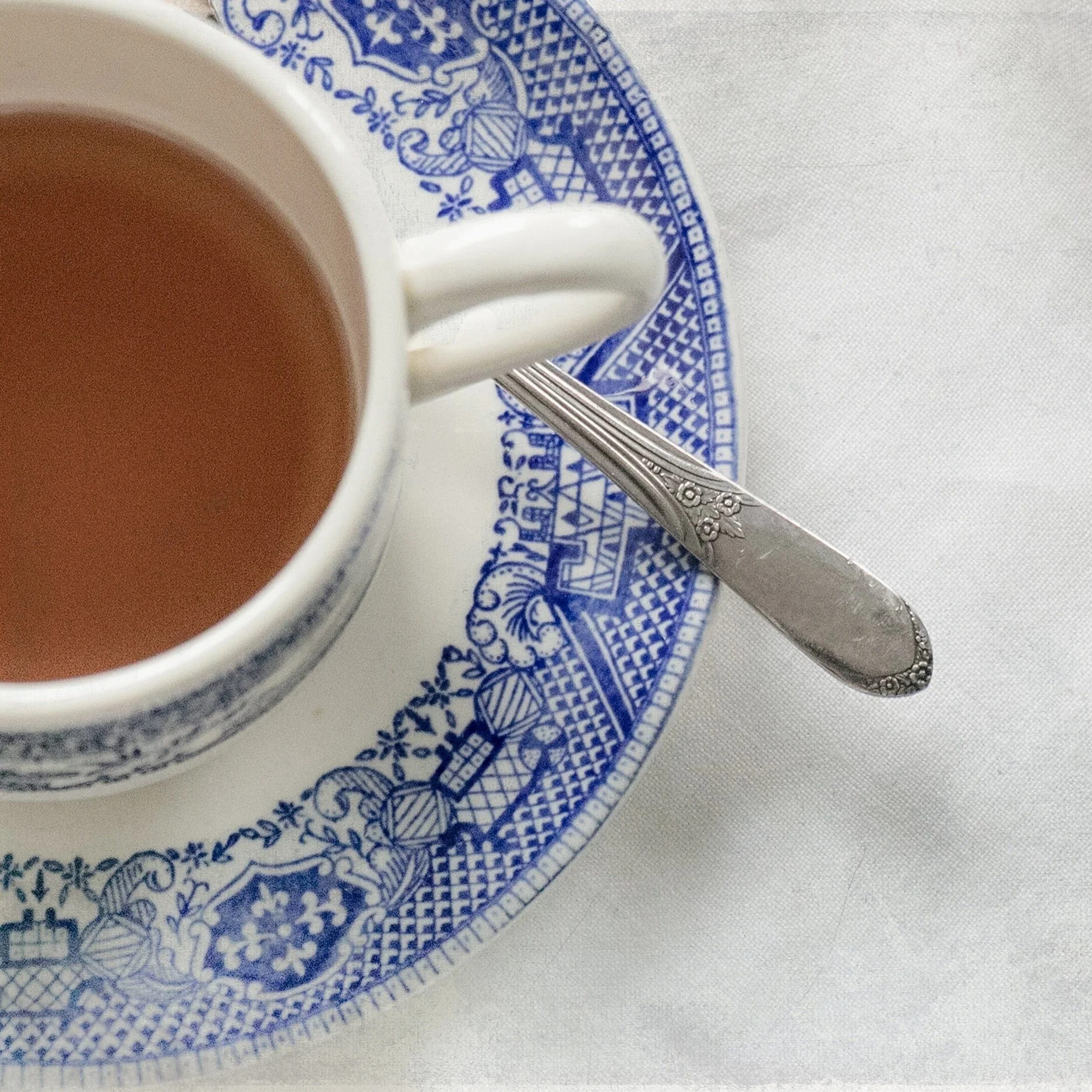 The History of Teacups and Saucers — Rosie Loves Tea