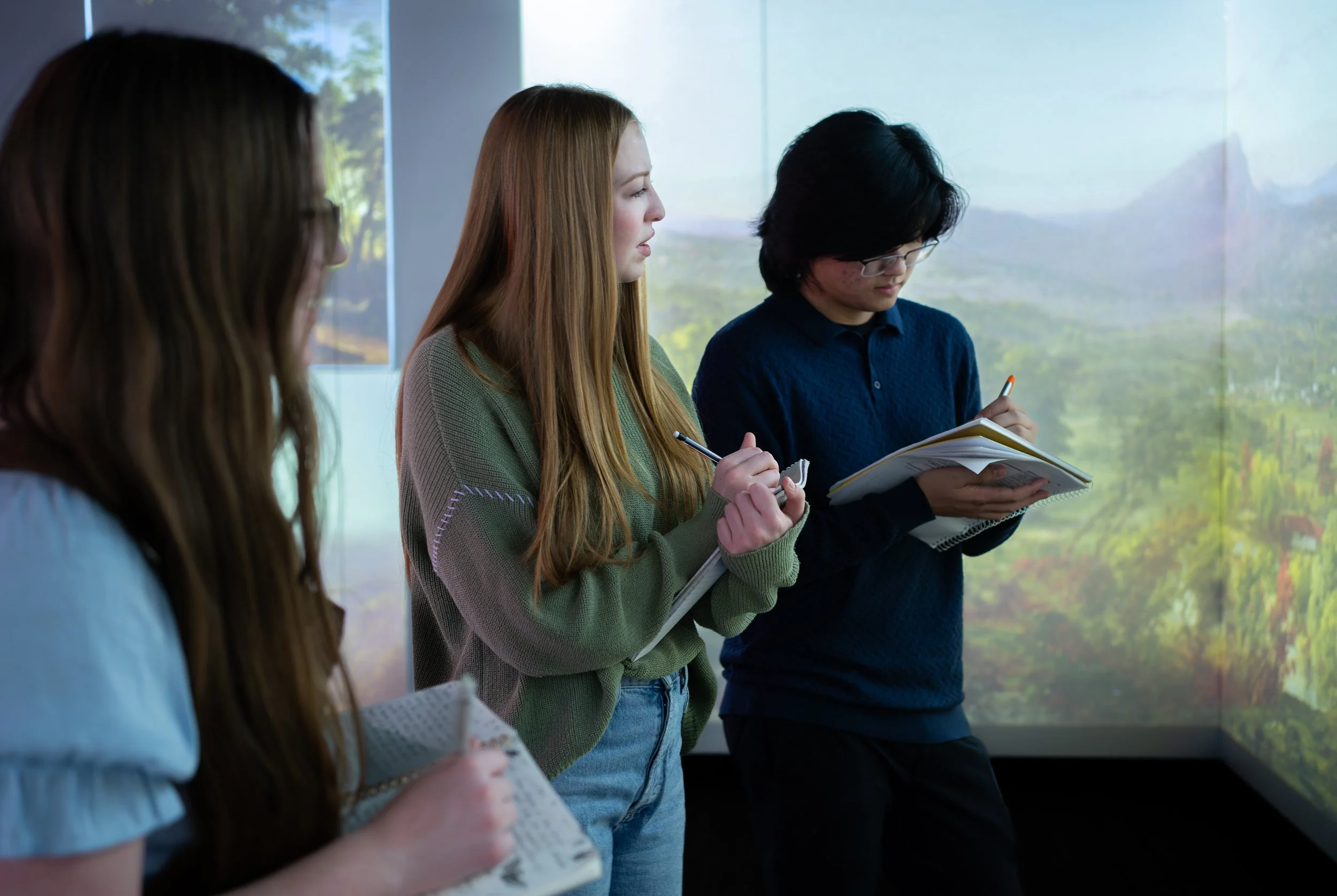 25Personalized_November_Campus_Photoshoot_558 2.jpg