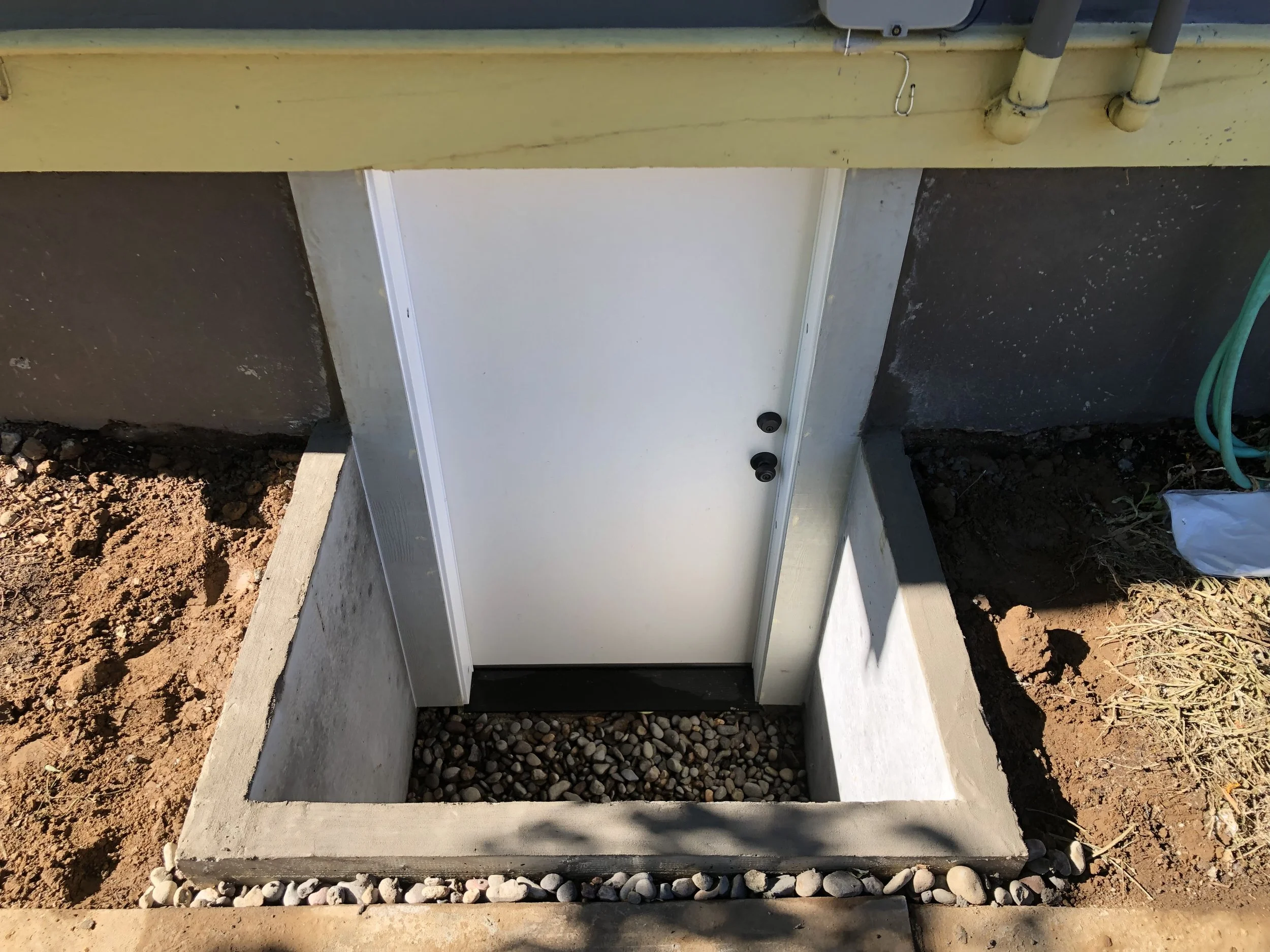 Concretewelldoor.jpg