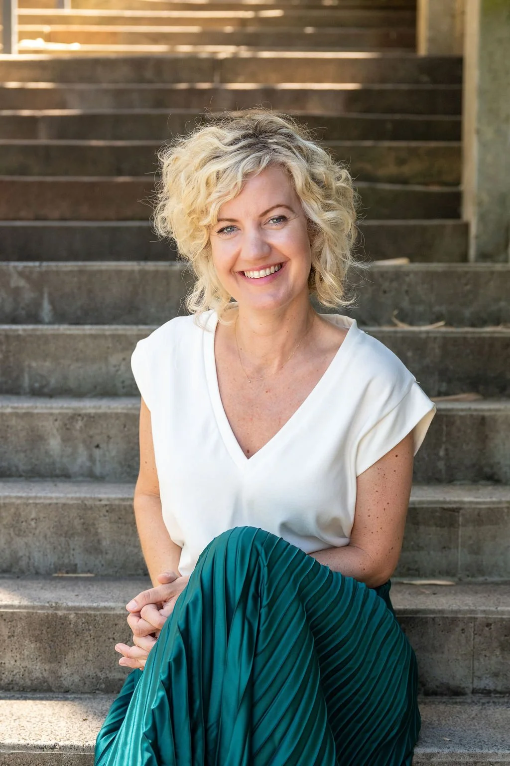 Louisa Thraves headshot