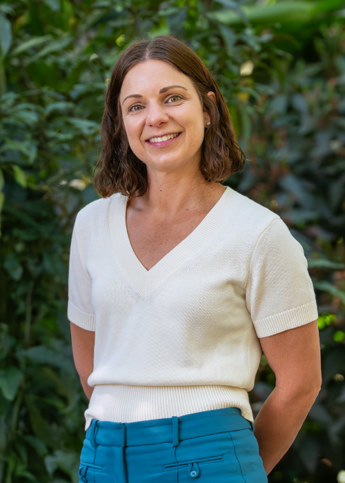 Katrina Symons headshot