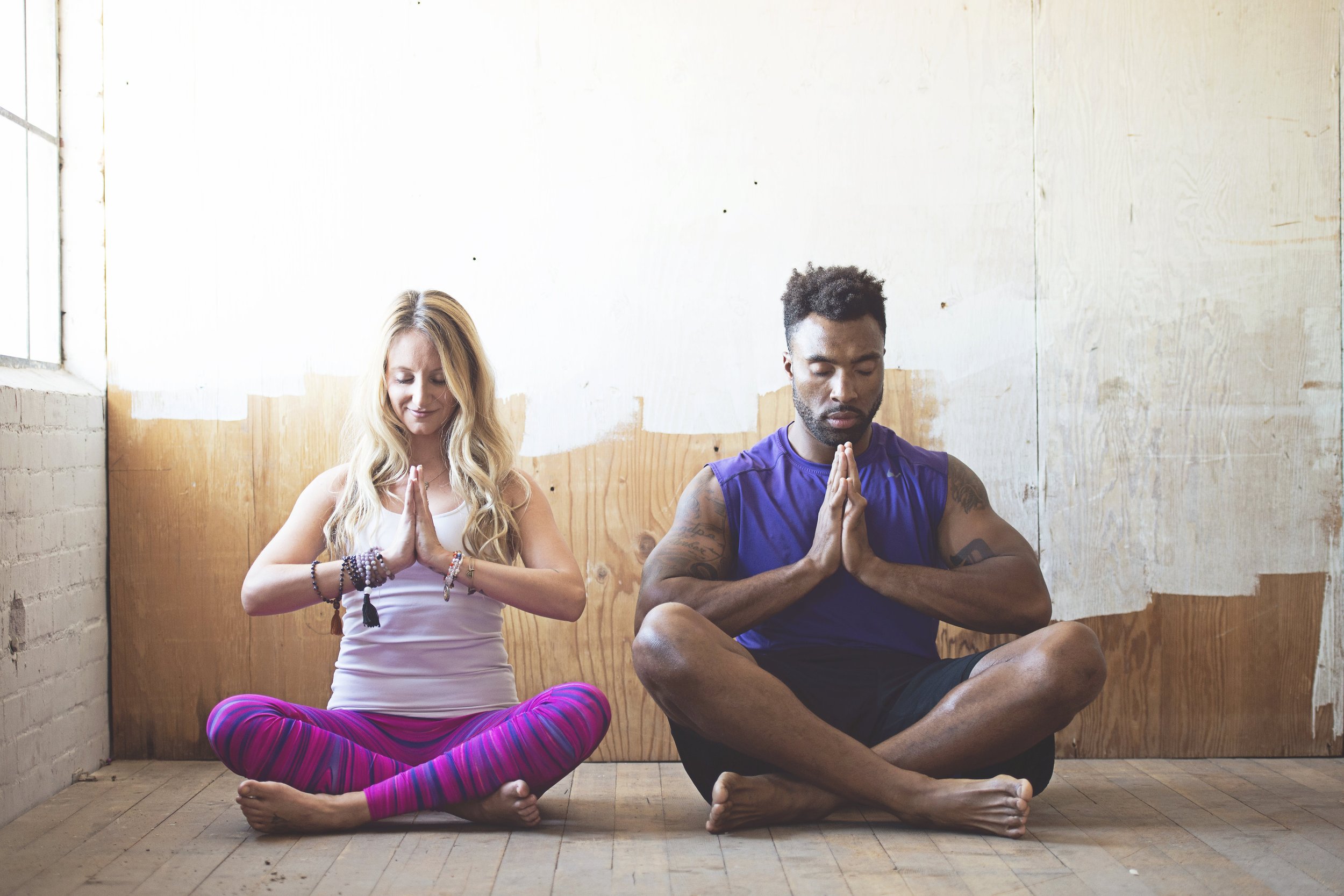 What Should I Wear to Hot Yoga Without Overheating