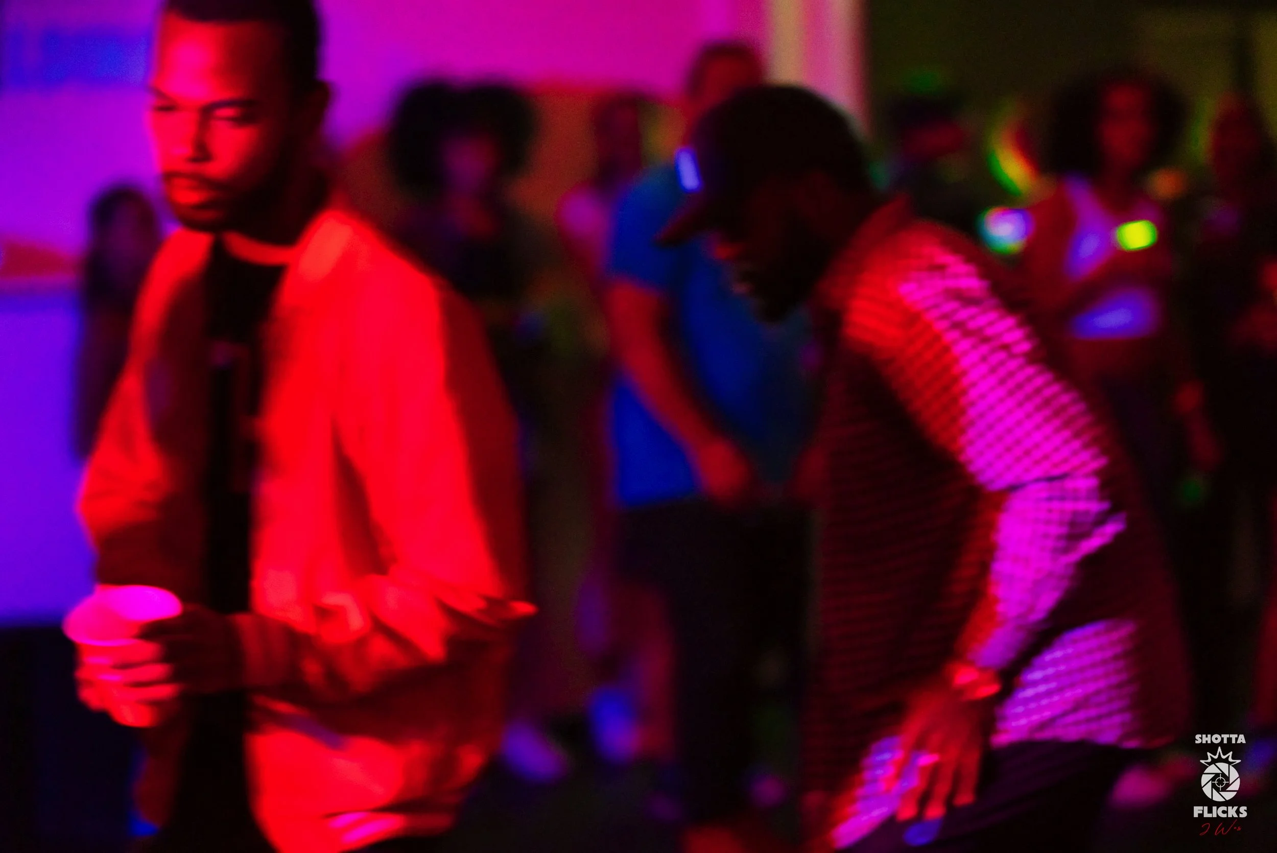 Blackout vs Darksided4.jpg