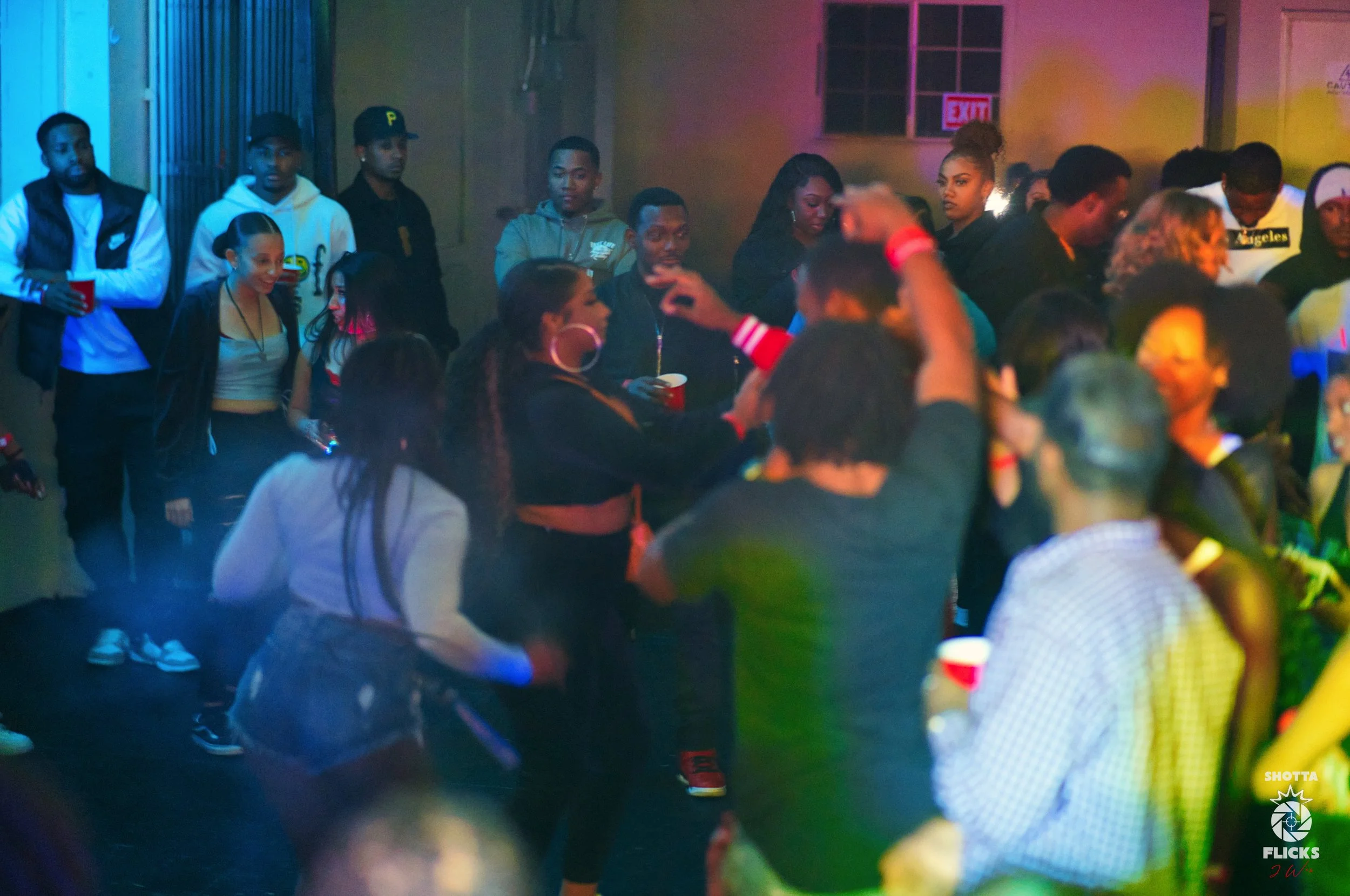 Blackout vs Darksided21.jpg