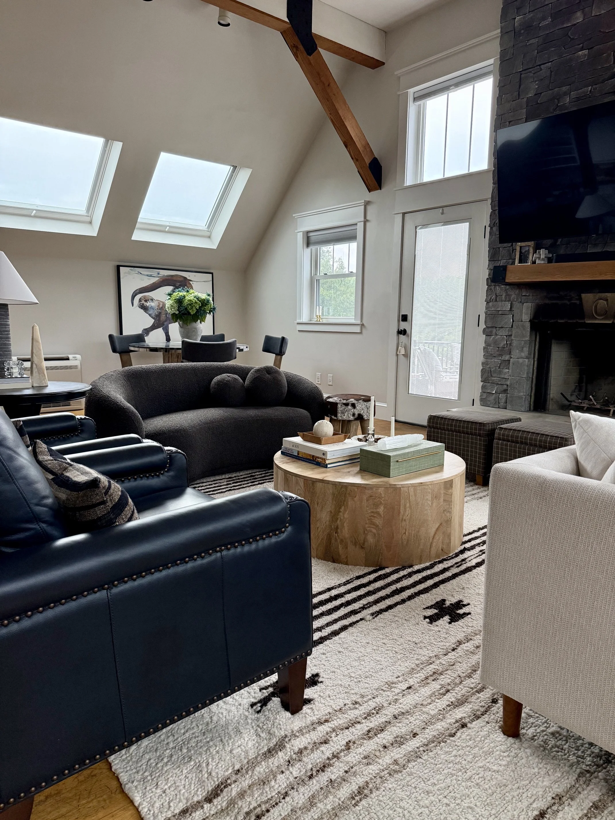 modern luxury living room in massachusetts.jpeg