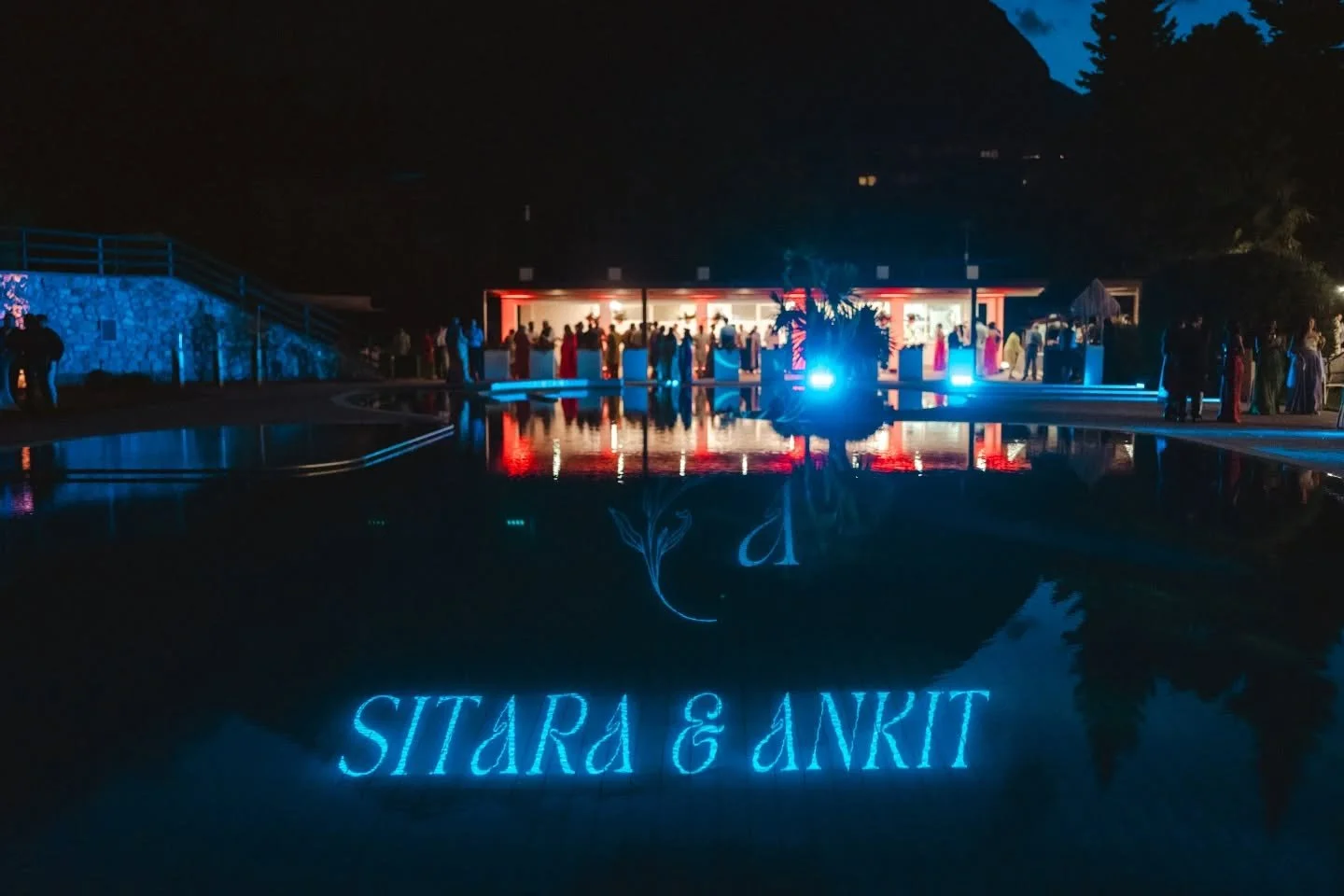 Tailored details to ensure a truly personal sangeet for Sitara &amp; Ankit - celebrated beneath the Garda sky 💫

@sitsb 
@ankitstagram 
@vallonefilms 
@Astoria_wedding 
@spiaggiaolivi
@thelondonrush
@francescomencucci.wedding
@angelogarini.creatived