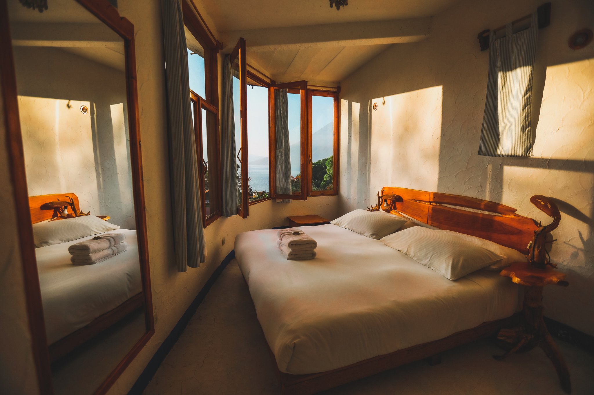 Sirena_Cama-1.jpg