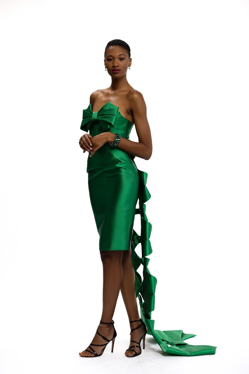 Emerald Cocktail Dress with Bow Train | Fite Fashion Emerald Cocktail Dress with Bow Train | Fite Fashion