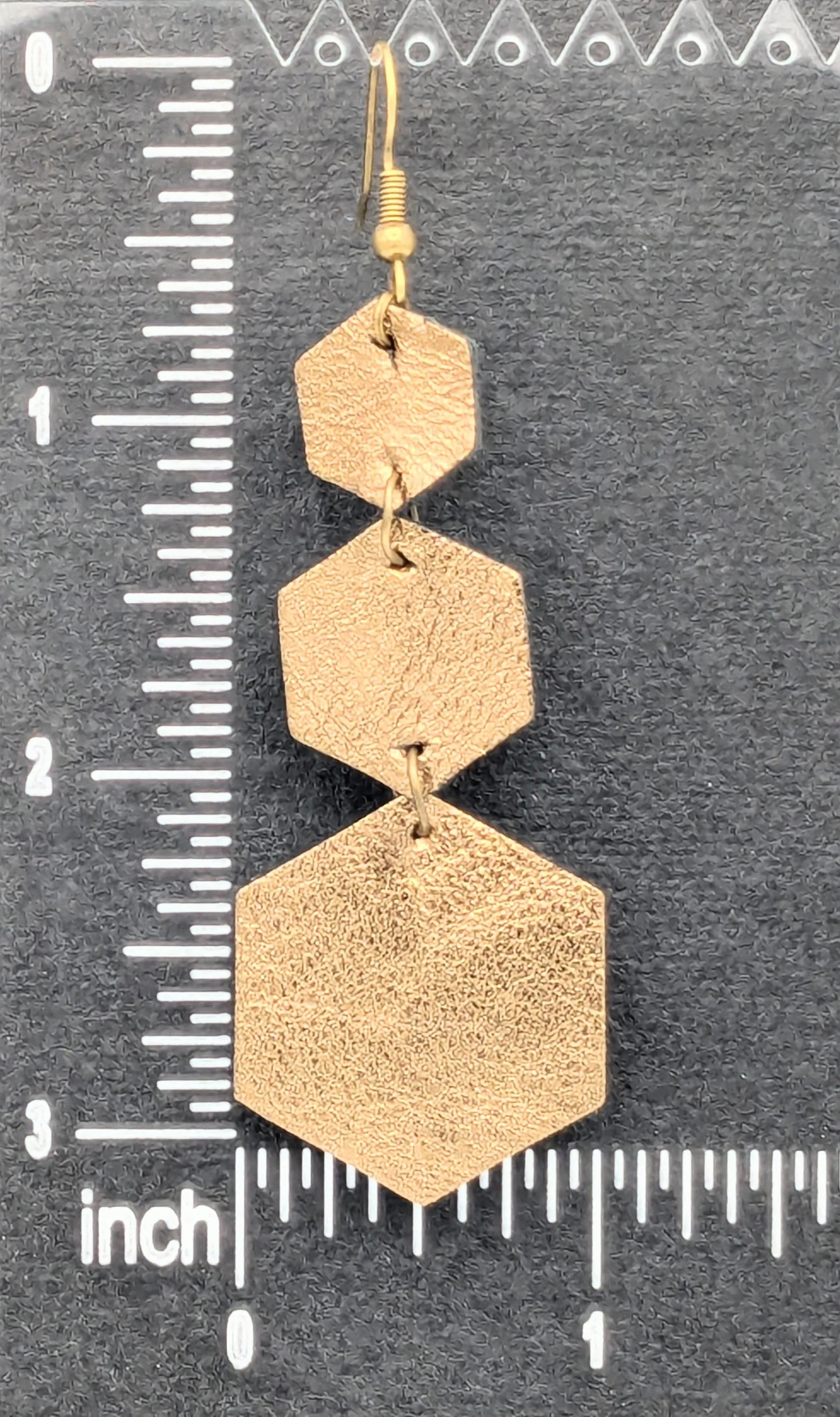cuh-02-3.jpg