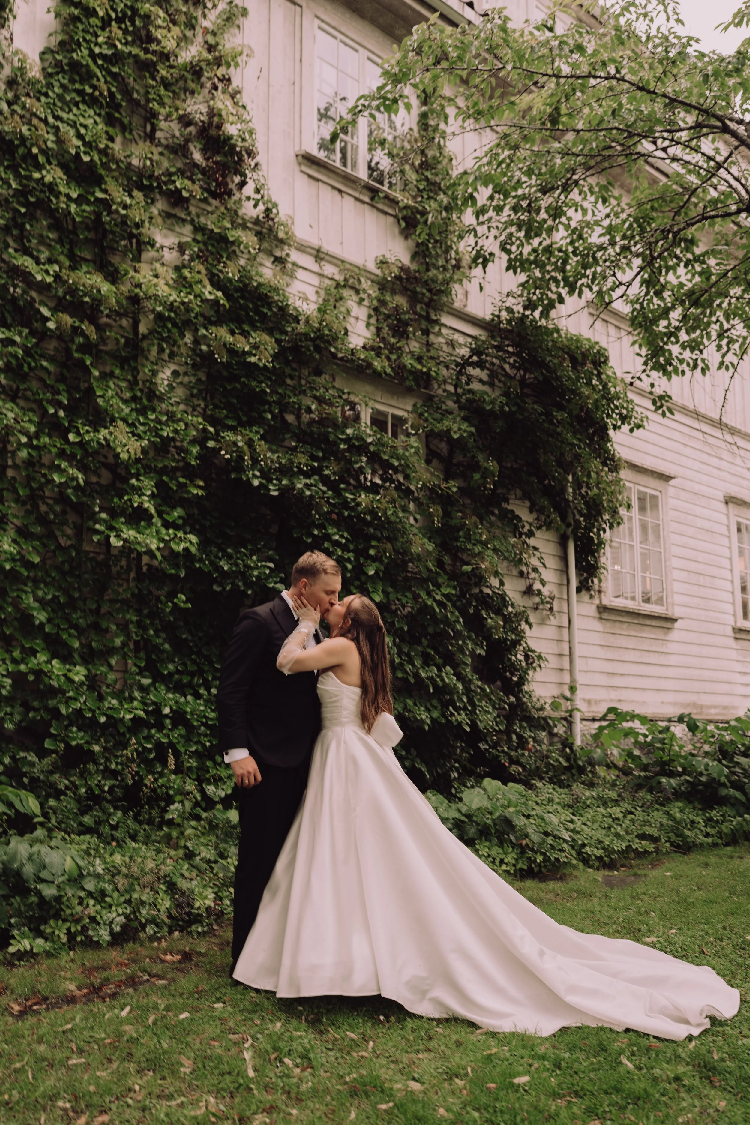 ManiaGwarek - SophieMagnus - WeddingSneakPeek-53.jpg