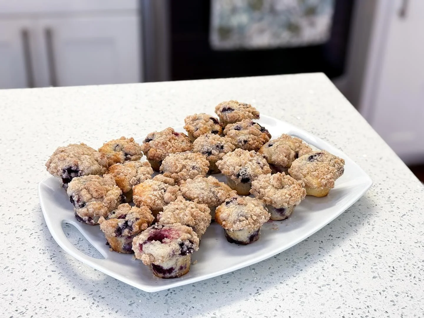 It&rsquo;s baking season! I made mini blueberry crumble muffins, and they are so tasty. 😍