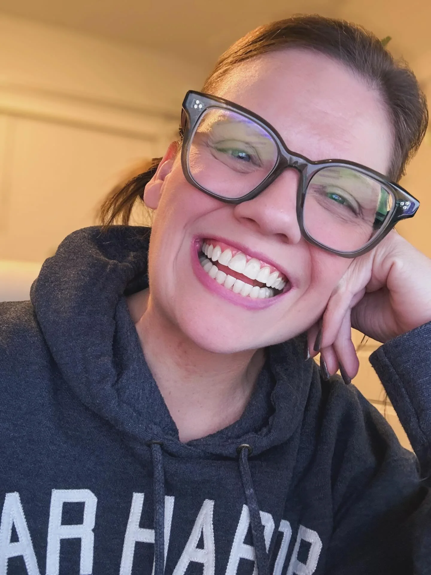 Today started early, and it&rsquo;ll end late. I look tired because I am tired&hellip;I&rsquo;m also so grateful&hellip;for my life, the work I get to do and the people I get to do it with&hellip;AND MY BRACES ARE OFF! 🎉🎉🎉