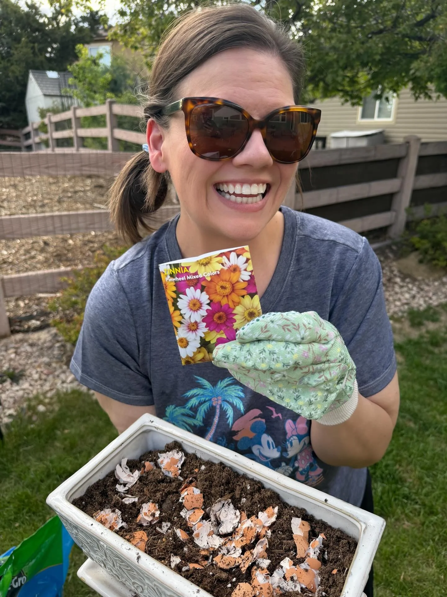 After church, Michael and I visited Mom, and then we planted Zinnias, green onions, purple Cherokee tomatoes and bell peppers. 

Now we wait and water and hope hope they grow. 🤩🤩🤩