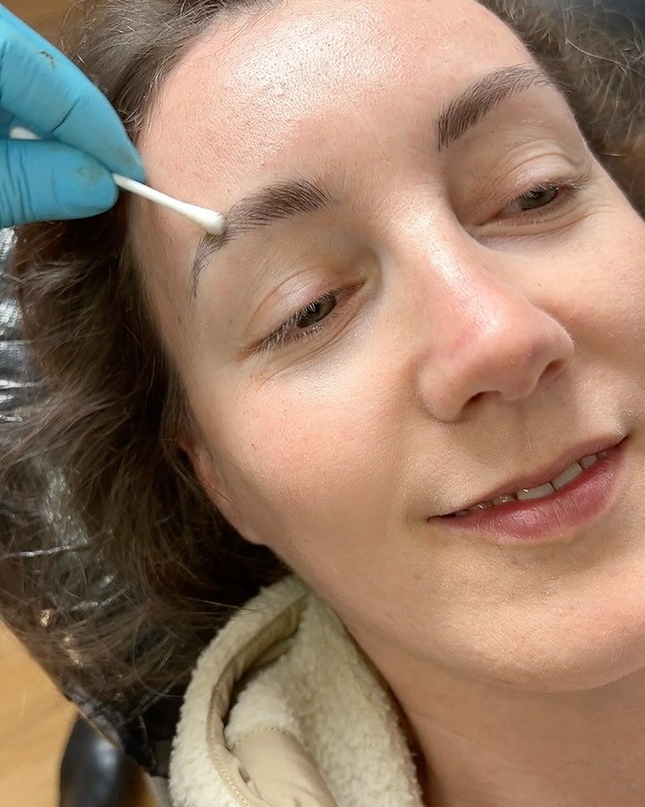 Before, the client&rsquo;s eyebrows were sparse. To ensure I captured her desired look accurately, I requested screenshots from my Instagram displaying the eyebrow styles she admired. Utilising these references, I meticulously followed the natural co