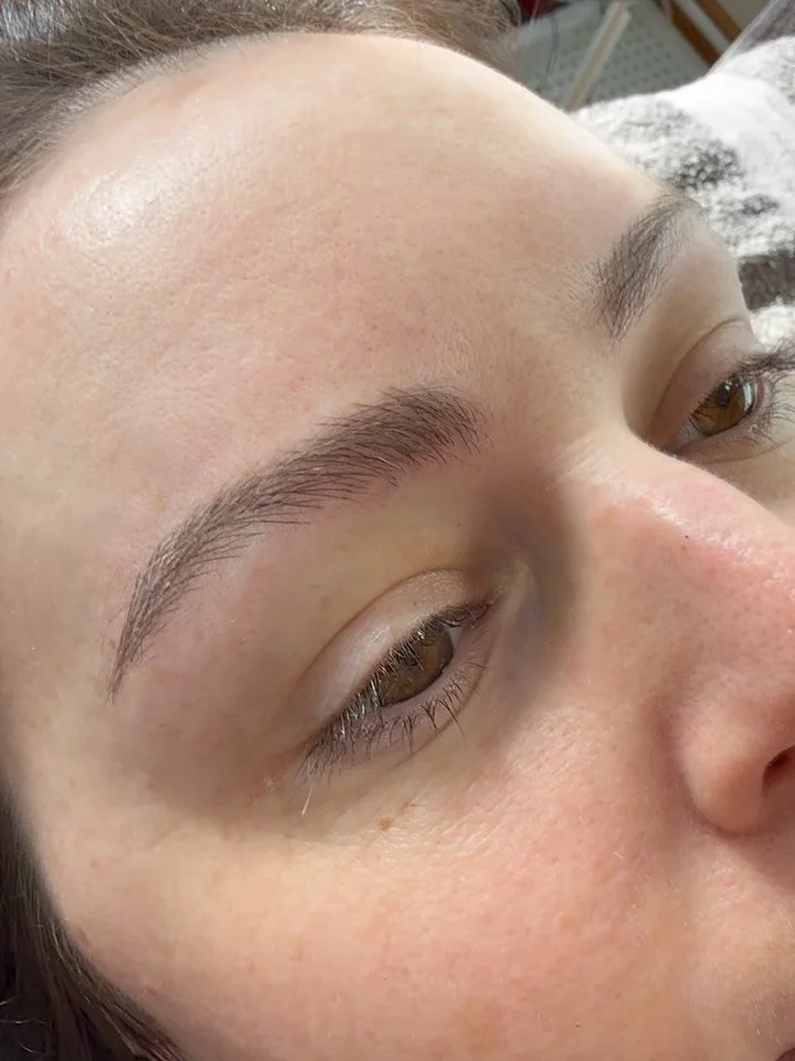 &ldquo;Every morning, the same routine.&rdquo;
She told me she&rsquo;s been drawing her eyebrows every single day for years.
Trying to make them even.
Trying to make them match.
Trying to fix what over-plucking slowly took away.

Some days it took 20